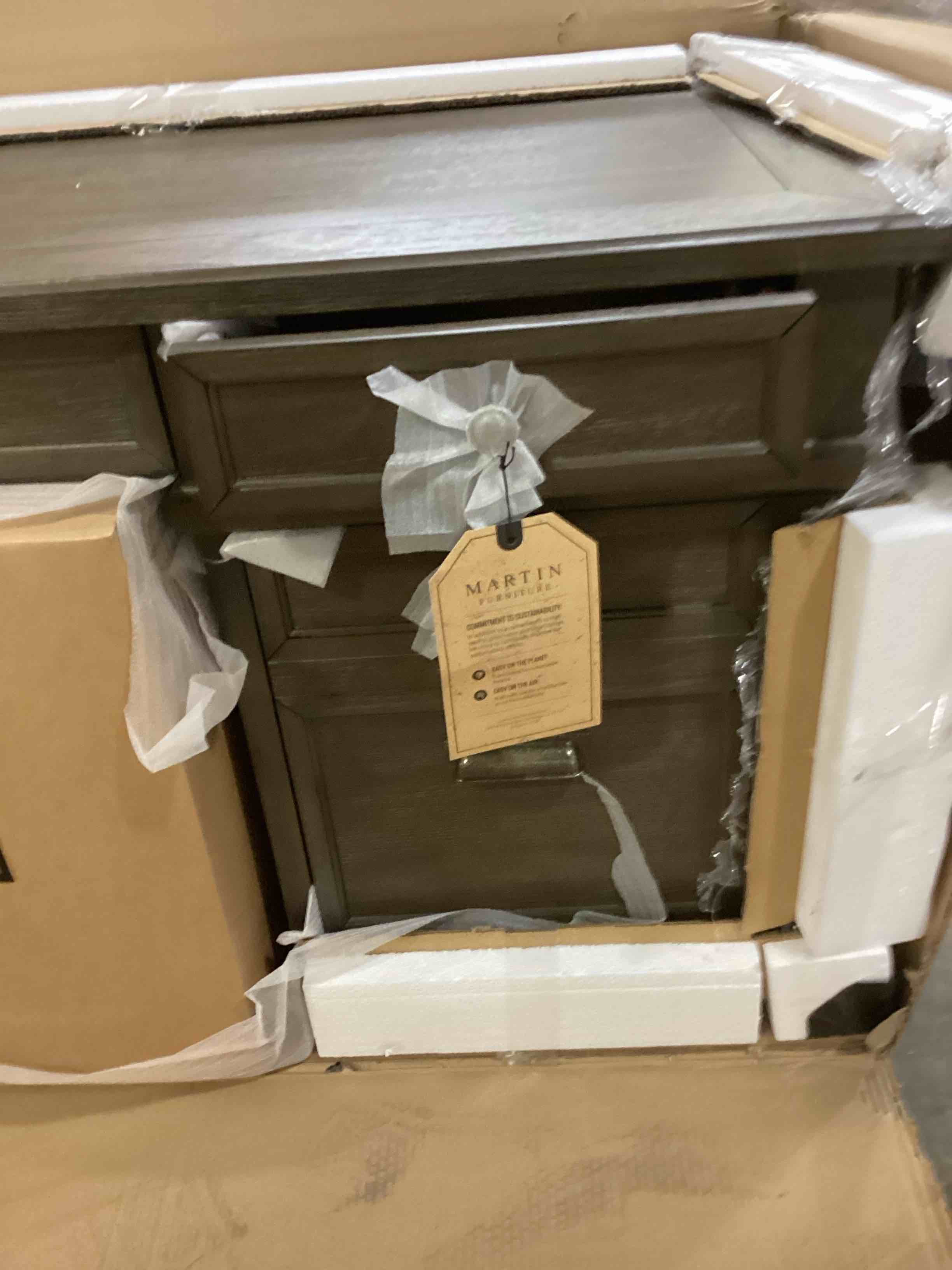 https://s3.amazonaws.com/lotting-images-prod/bidfta/ORG6838925_1736861939144.jpeg