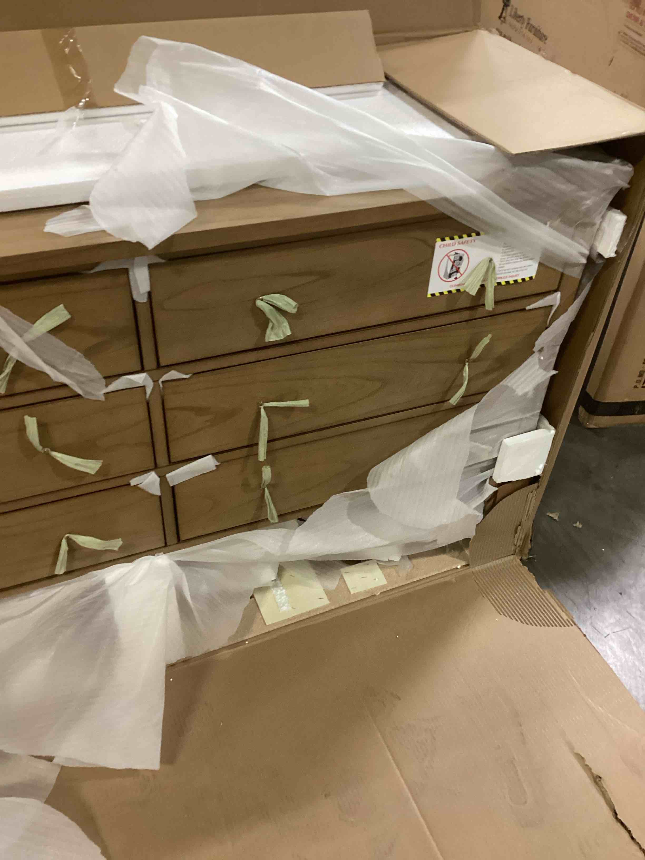 https://s3.amazonaws.com/lotting-images-prod/bidfta/ORG6838938_1736870425287.jpeg
