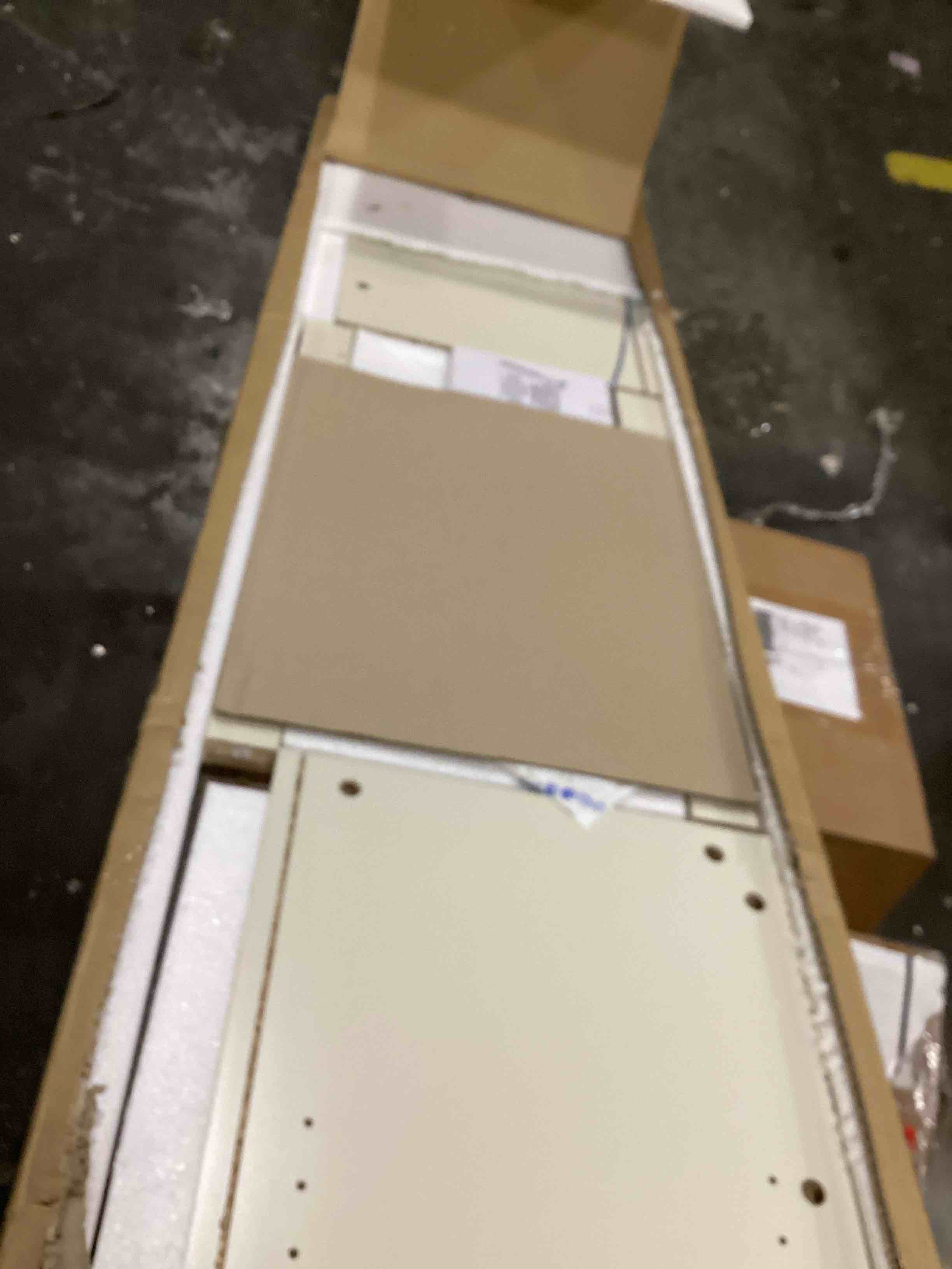 https://s3.amazonaws.com/lotting-images-prod/bidfta/ORG6839109_1739364524361.jpeg
