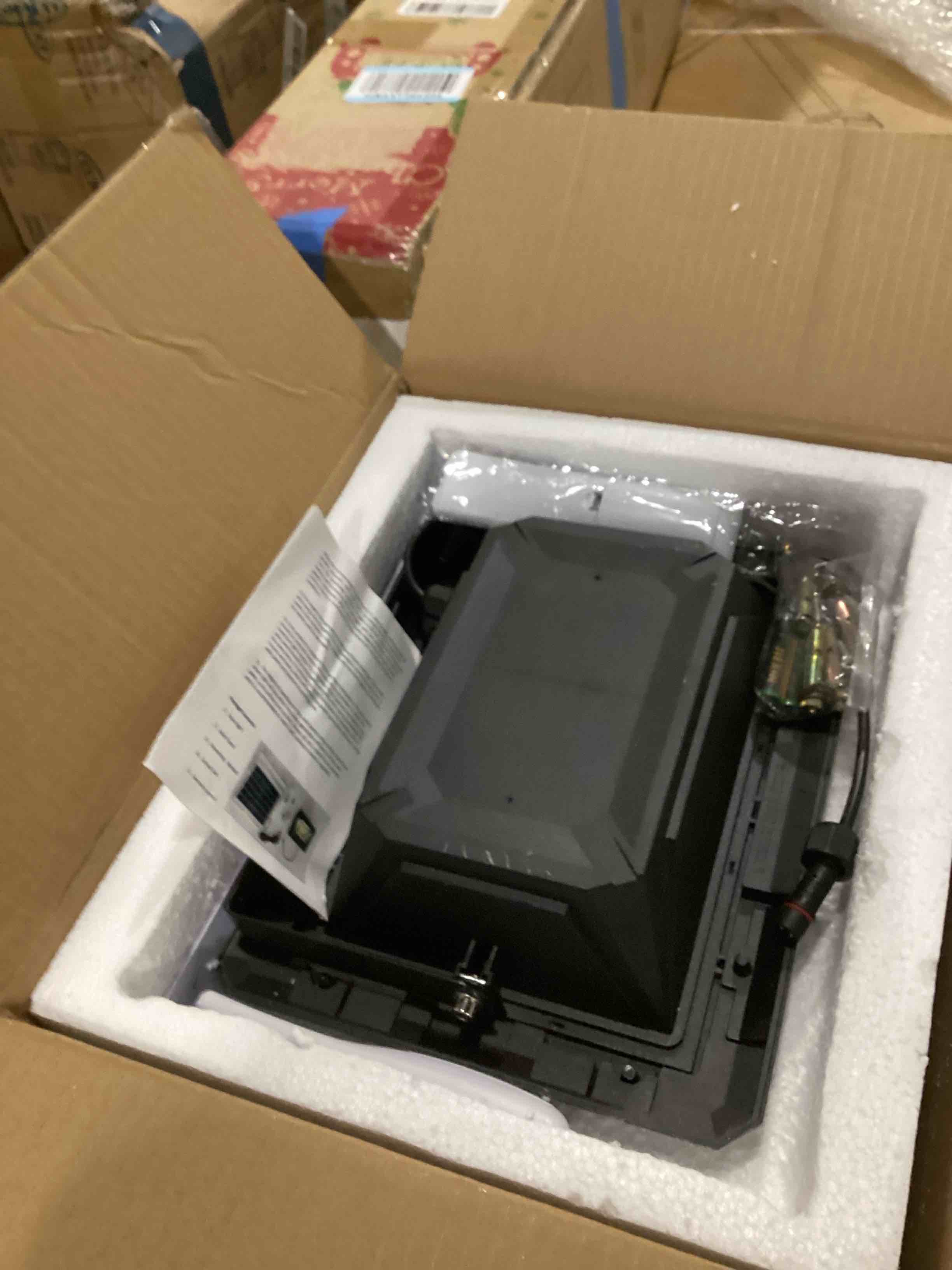 https://s3.amazonaws.com/lotting-images-prod/bidfta/ORG6839474_1740077009568.jpeg