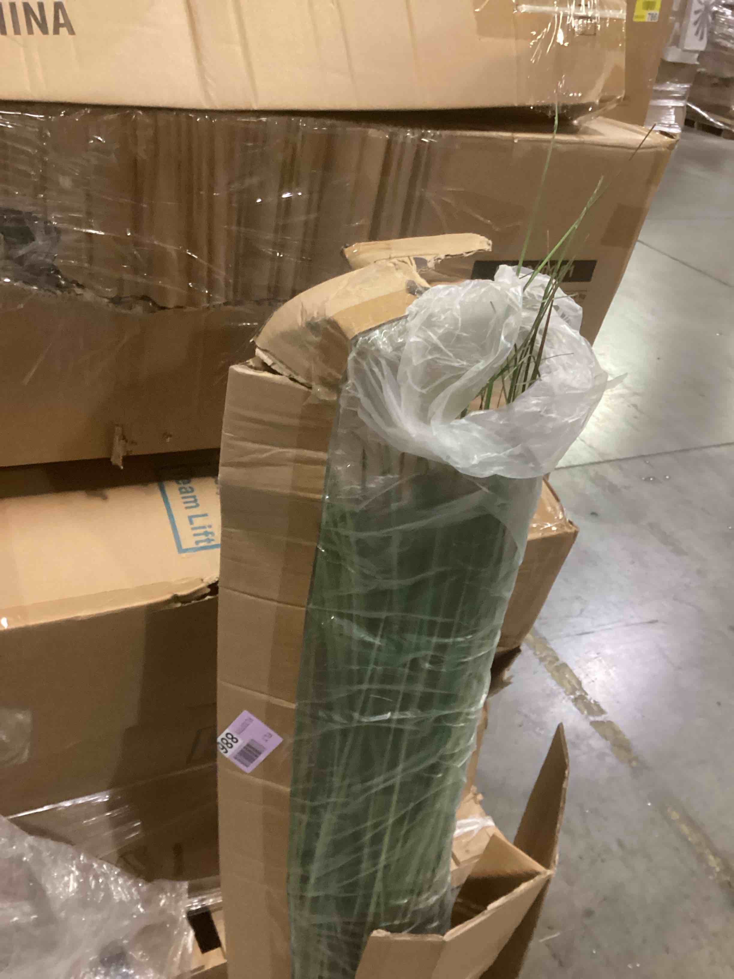 https://s3.amazonaws.com/lotting-images-prod/bidfta/ORG6839599_1741779007456.jpeg