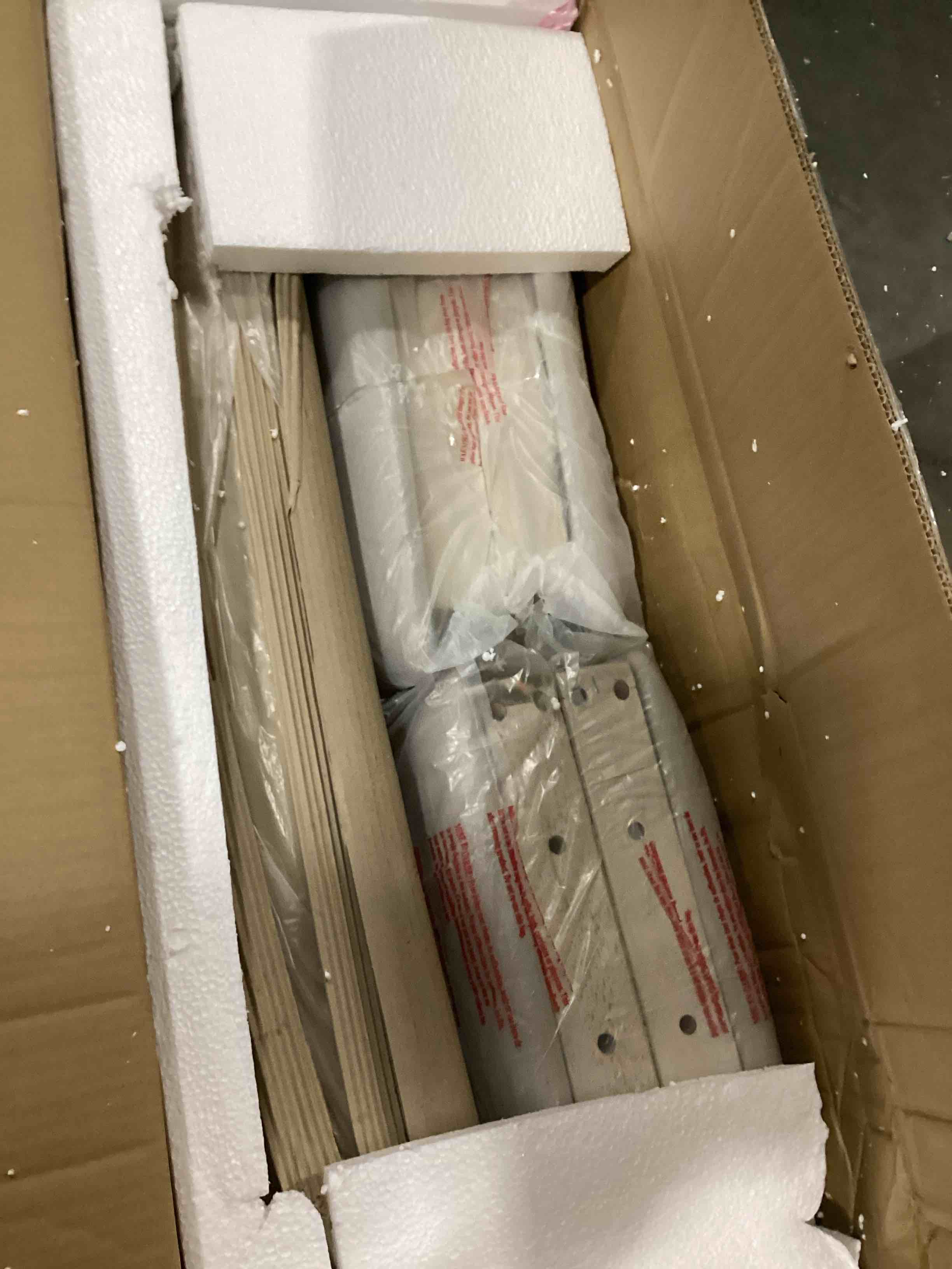 https://s3.amazonaws.com/lotting-images-prod/bidfta/ORG6840224_1744903066452.jpeg