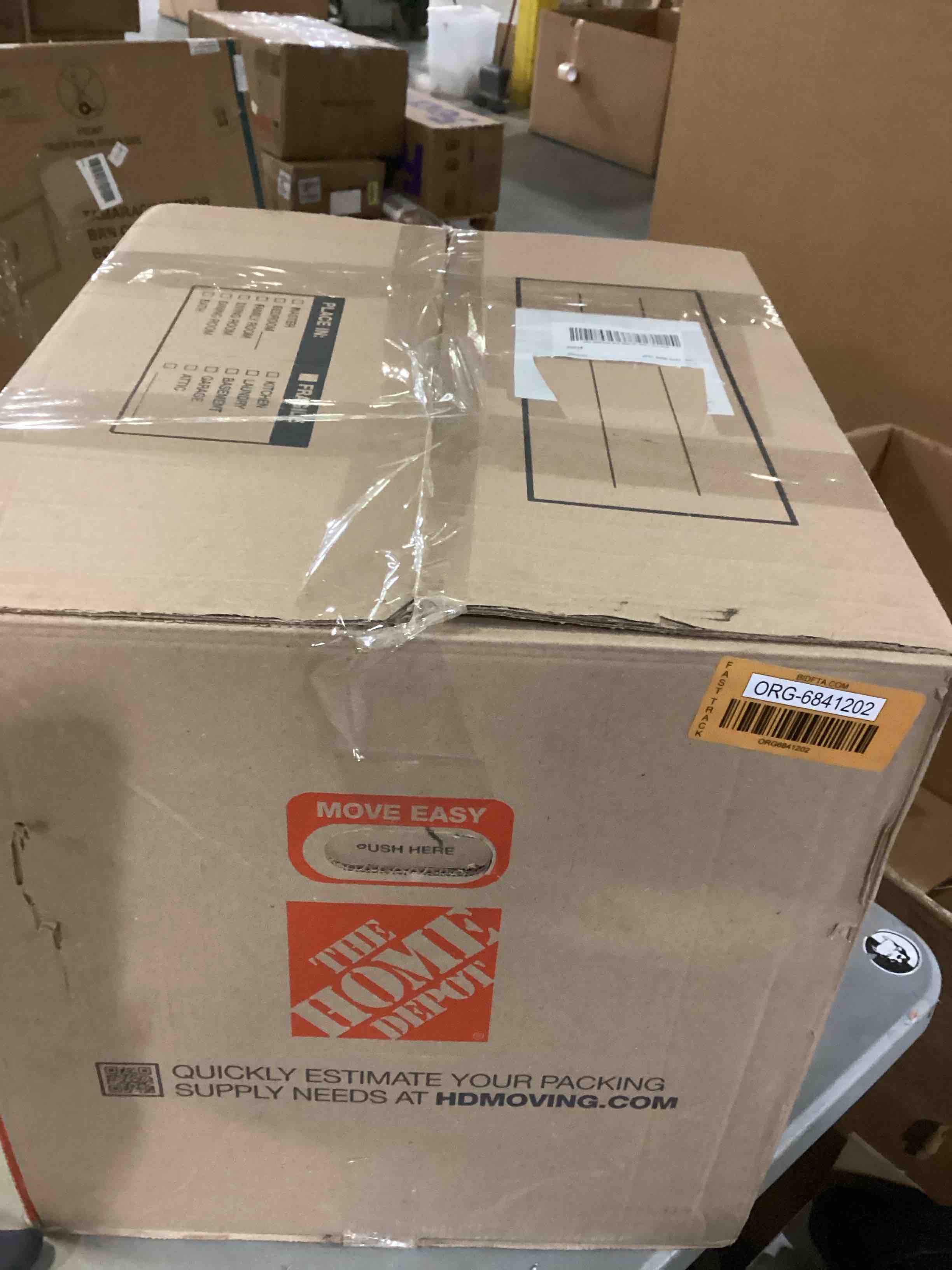 https://s3.amazonaws.com/lotting-images-prod/bidfta/ORG6841202_1737132736810.jpeg