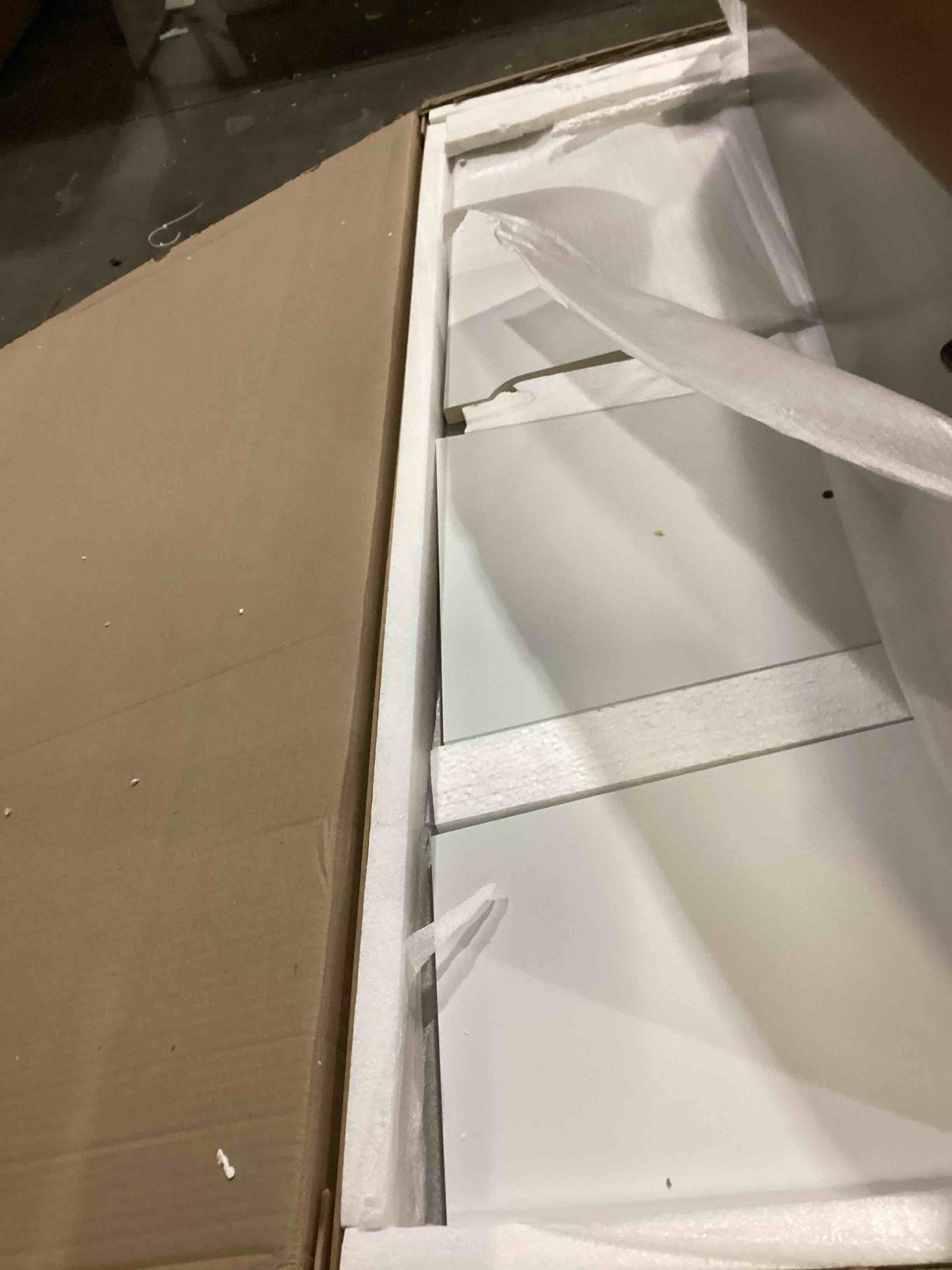 https://s3.amazonaws.com/lotting-images-prod/bidfta/ORG6841220_1737141929116.jpeg