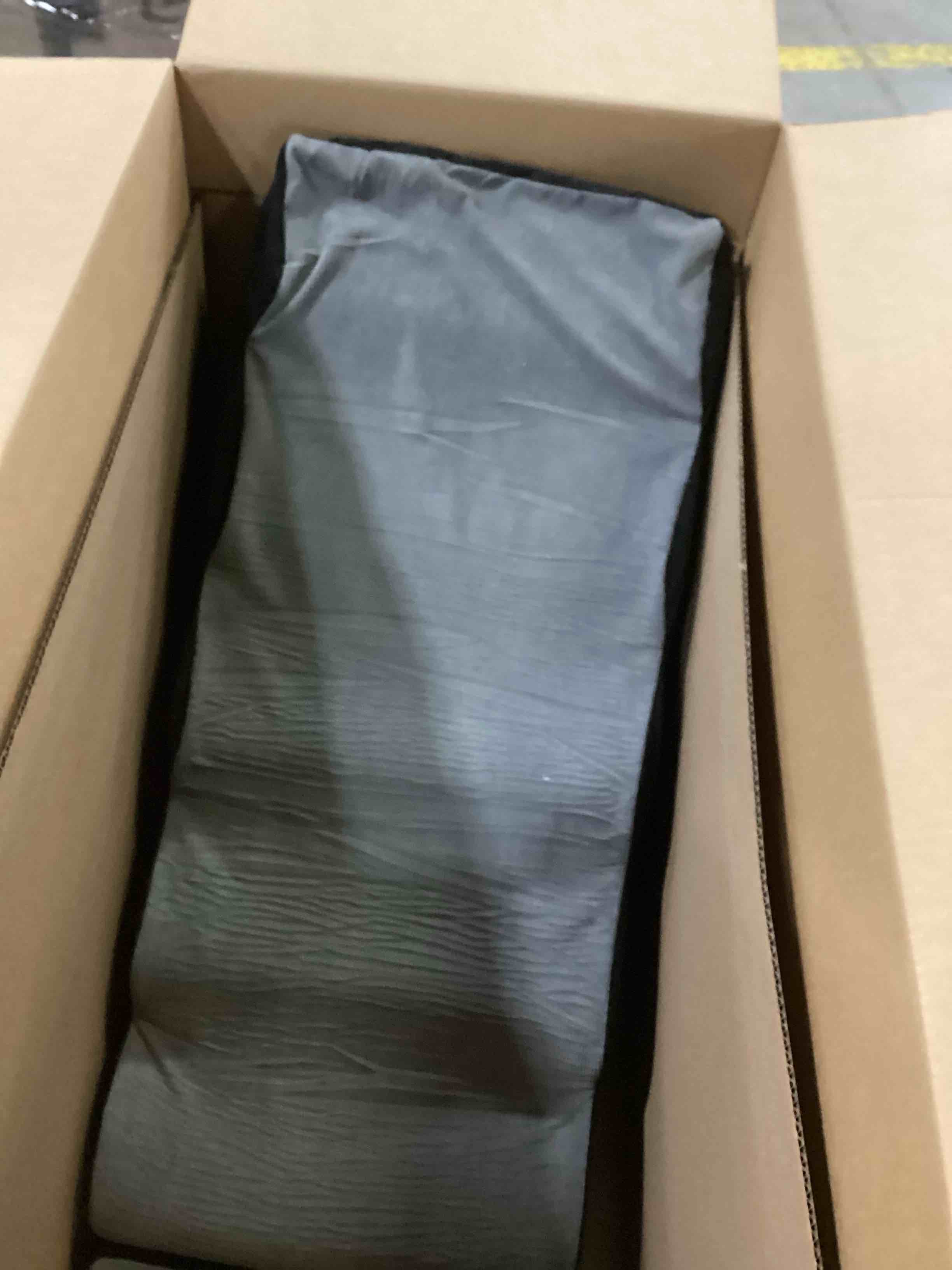 https://s3.amazonaws.com/lotting-images-prod/bidfta/ORG6841234_1737144911715.jpeg