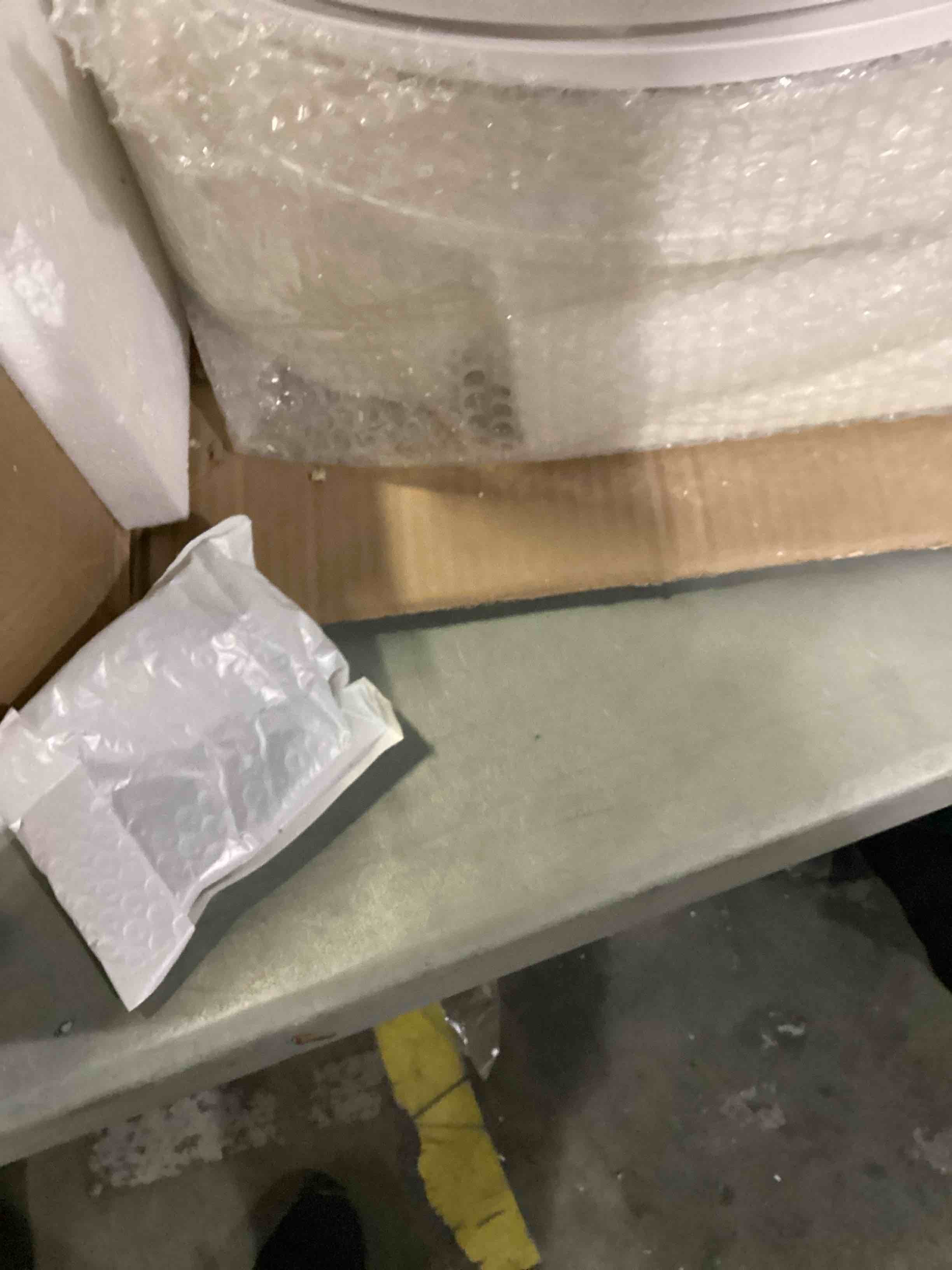 https://s3.amazonaws.com/lotting-images-prod/bidfta/ORG6841264_1737378233903.jpeg
