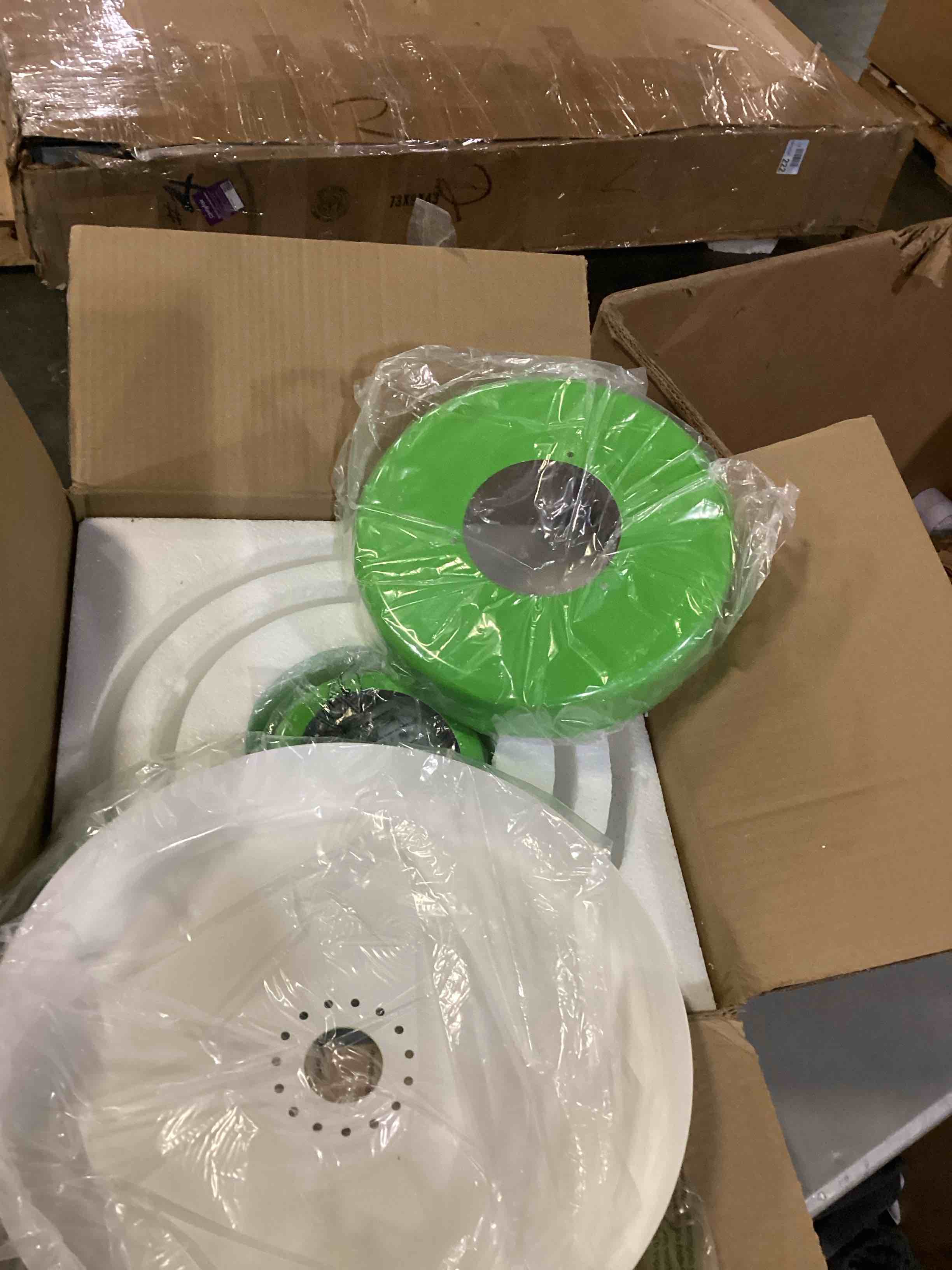 https://s3.amazonaws.com/lotting-images-prod/bidfta/ORG6841287_1737383969480.jpeg
