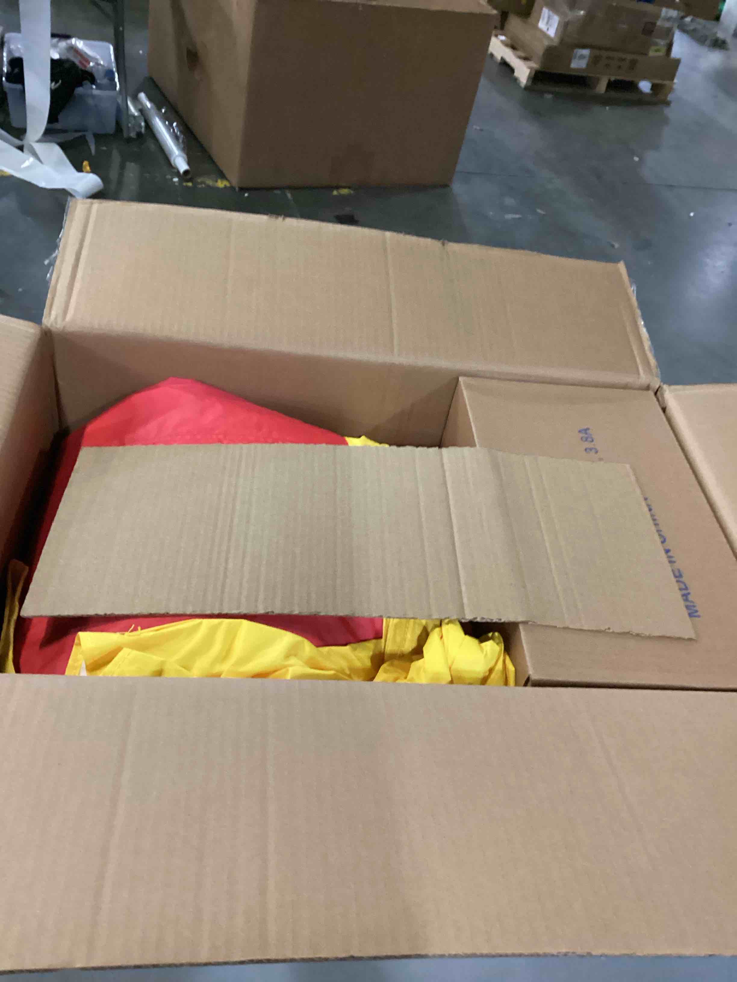 https://s3.amazonaws.com/lotting-images-prod/bidfta/ORG6841334_1737391973822.jpeg