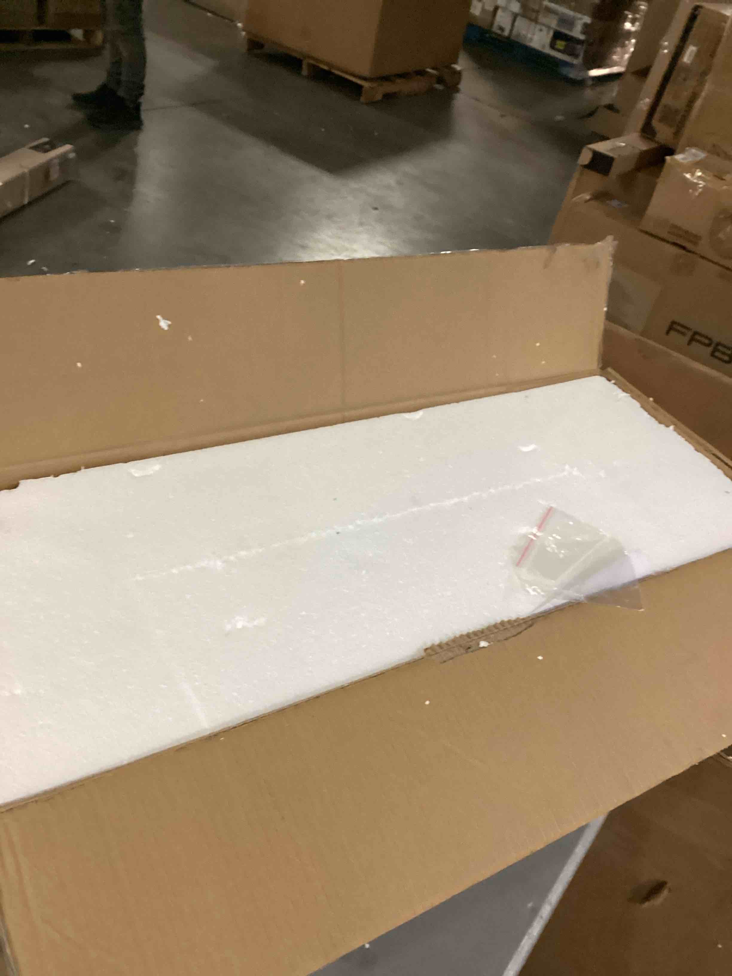 https://s3.amazonaws.com/lotting-images-prod/bidfta/ORG6841343_1737395801675.jpeg