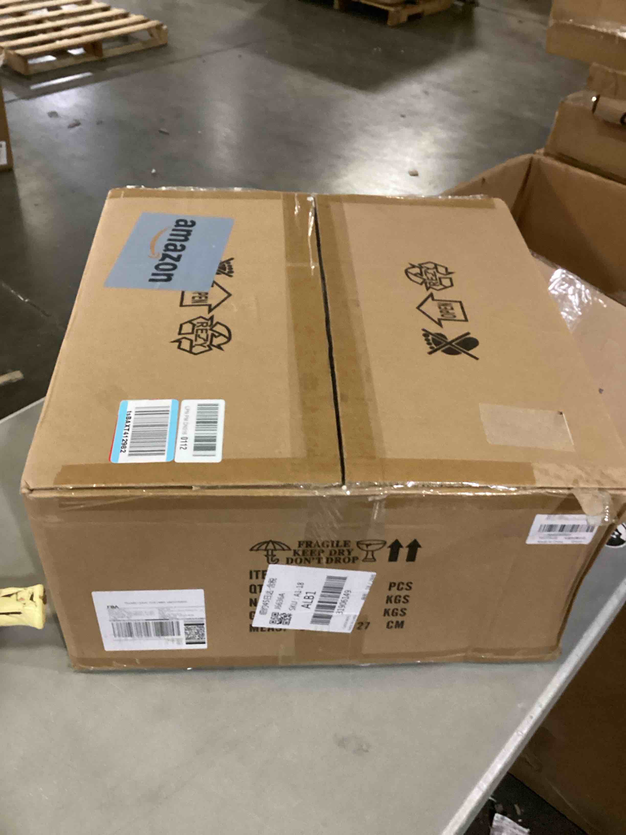https://s3.amazonaws.com/lotting-images-prod/bidfta/ORG6841369_1737400894496.jpeg