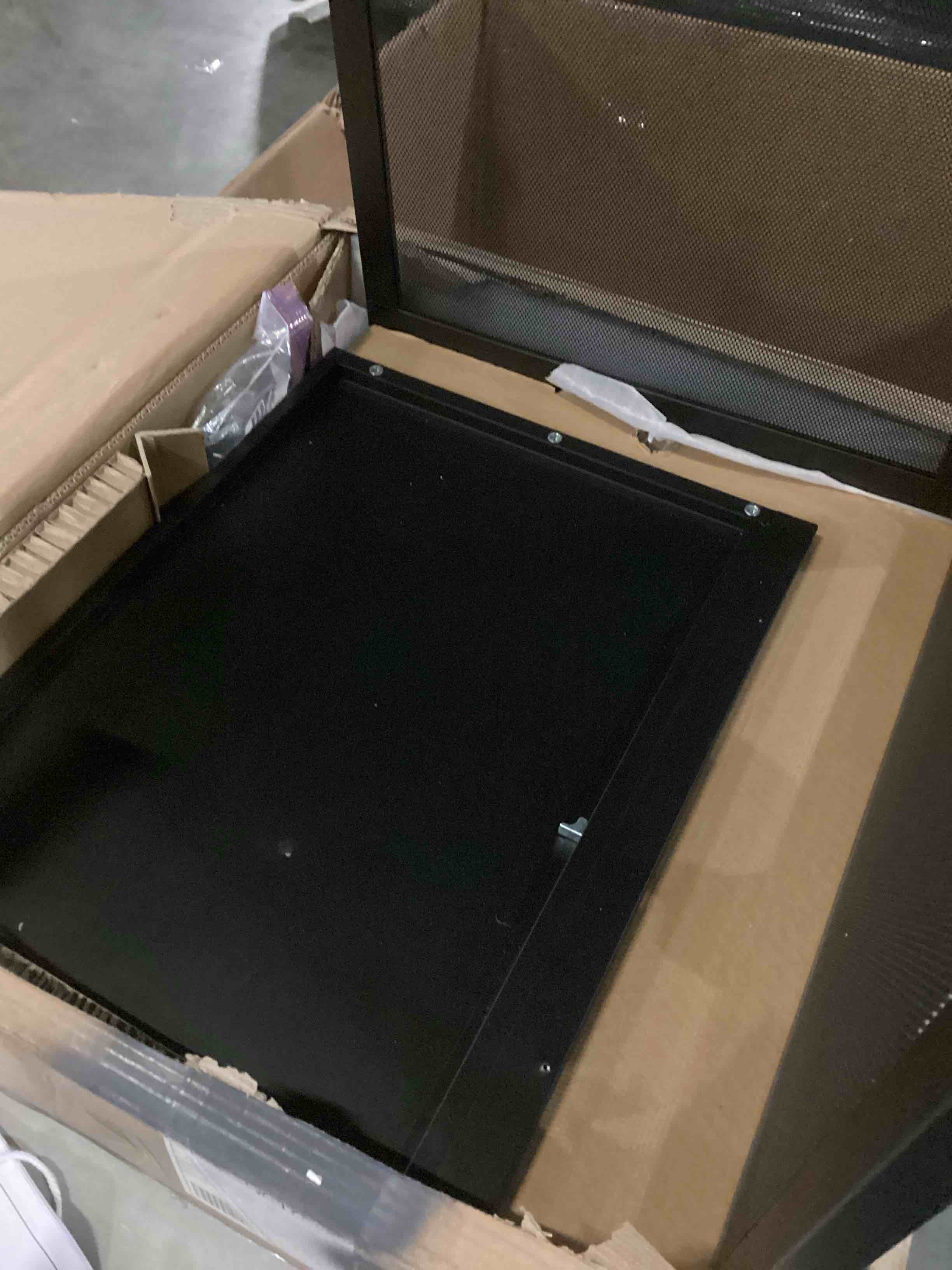 https://s3.amazonaws.com/lotting-images-prod/bidfta/ORG6841488_1737548590632.jpeg