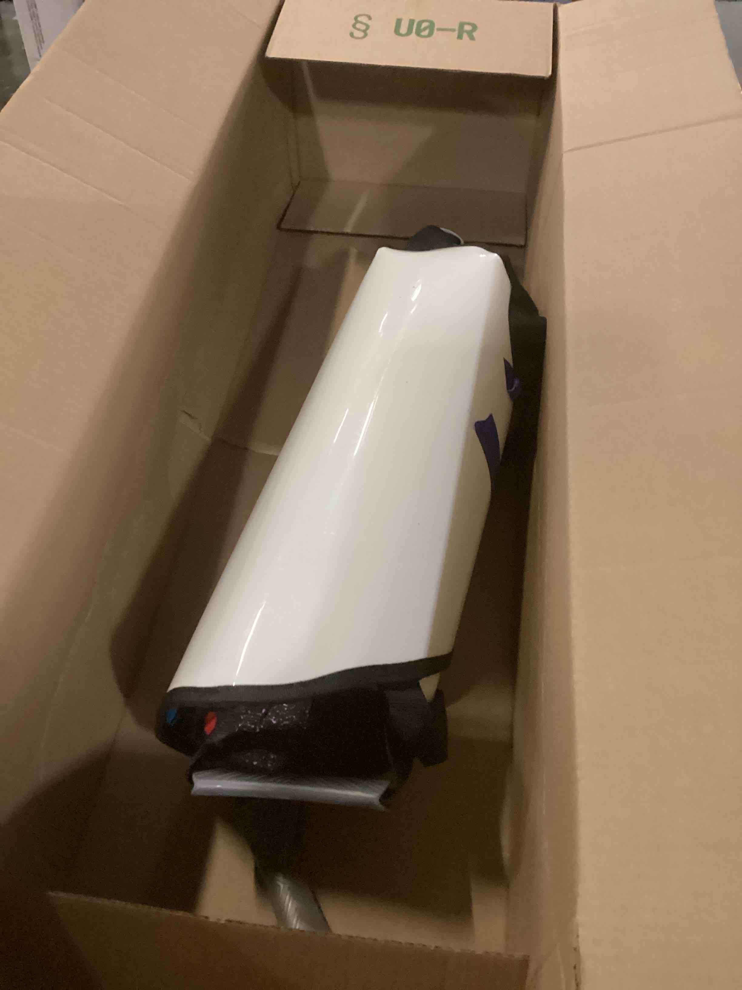 https://s3.amazonaws.com/lotting-images-prod/bidfta/ORG6841500_1737554267698.jpeg