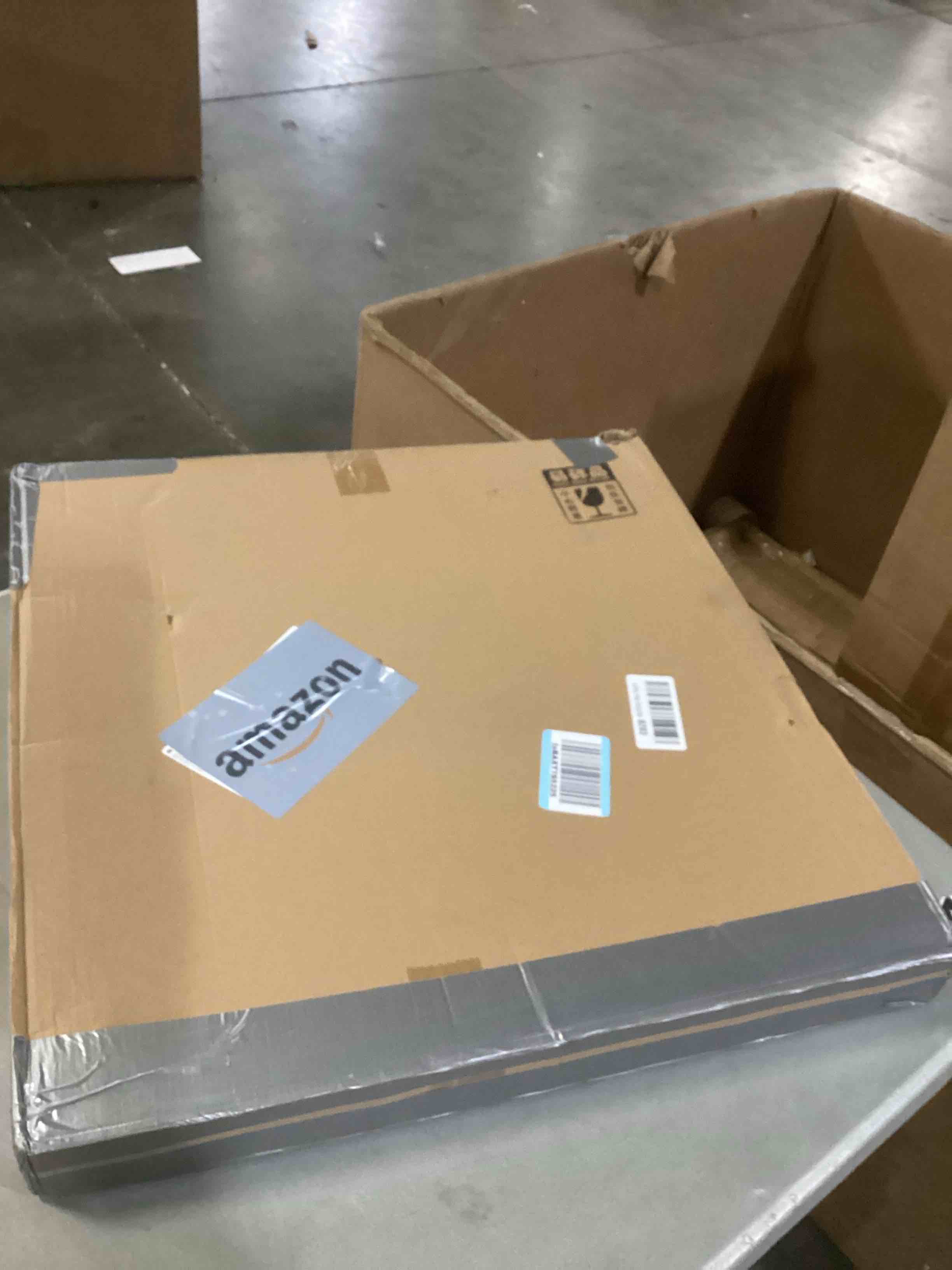 https://s3.amazonaws.com/lotting-images-prod/bidfta/ORG6841503_1737554573662.jpeg