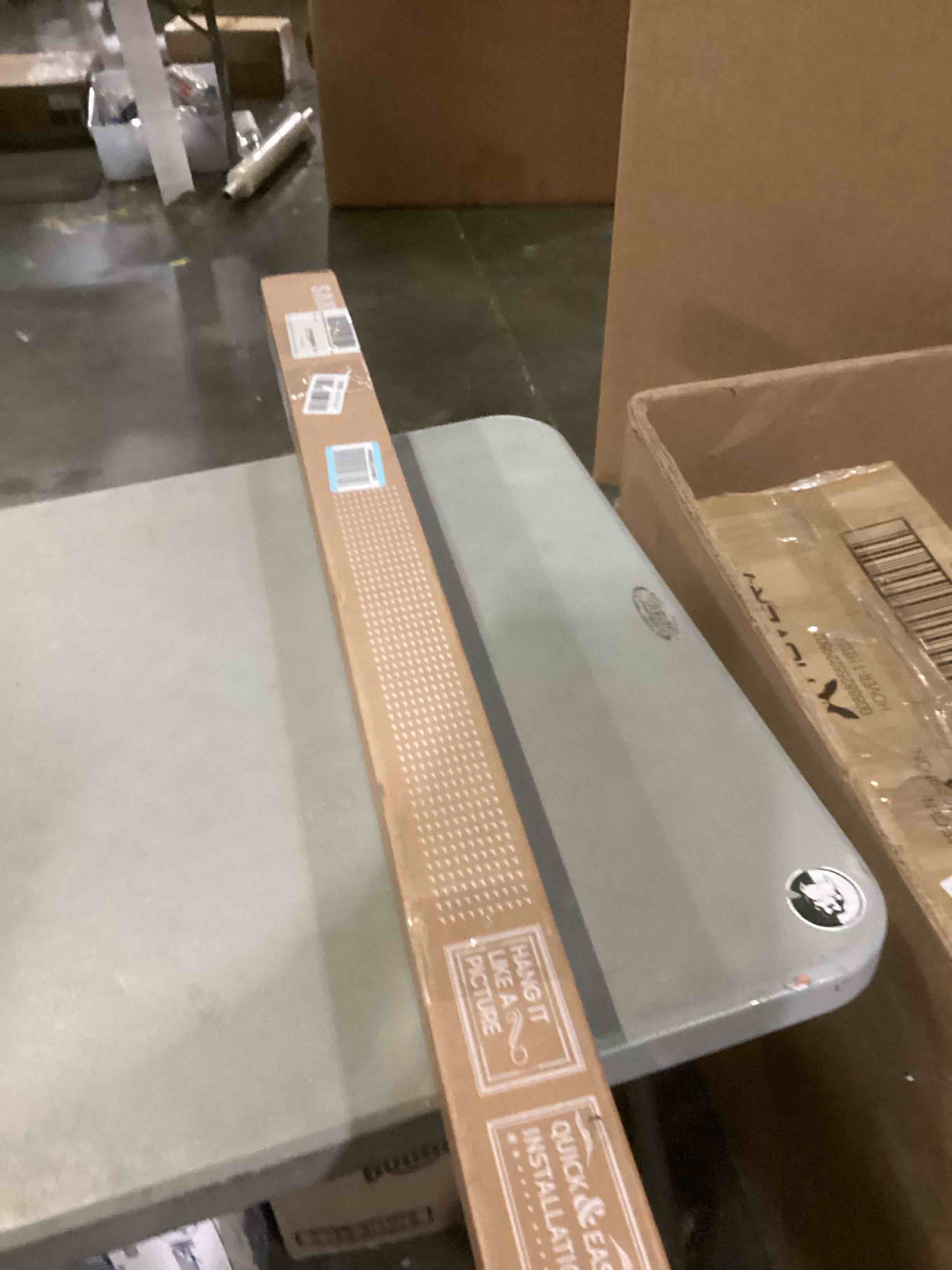 https://s3.amazonaws.com/lotting-images-prod/bidfta/ORG6841659_1737643783103.jpeg