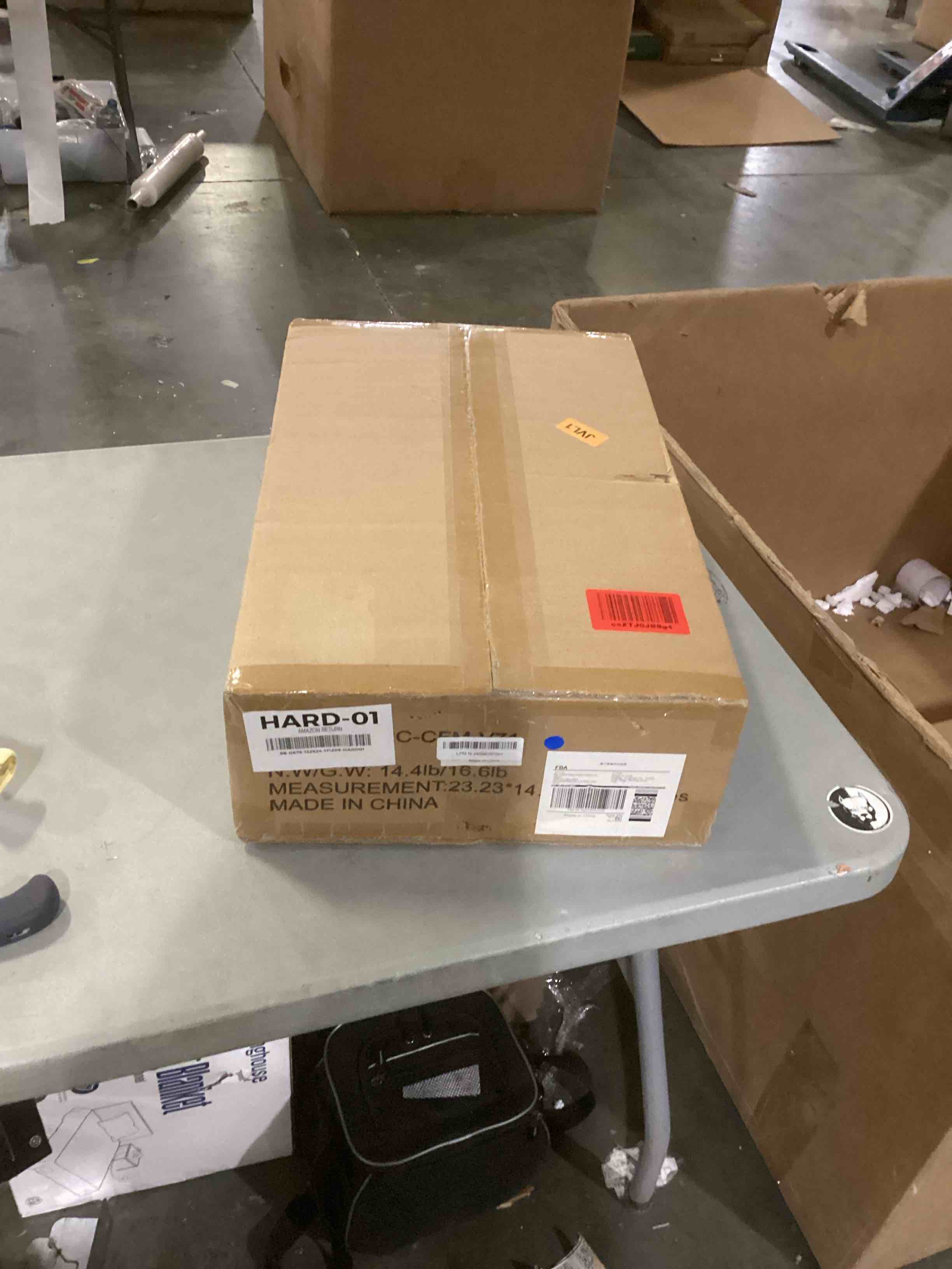 https://s3.amazonaws.com/lotting-images-prod/bidfta/ORG6841698_1737651294827.jpeg