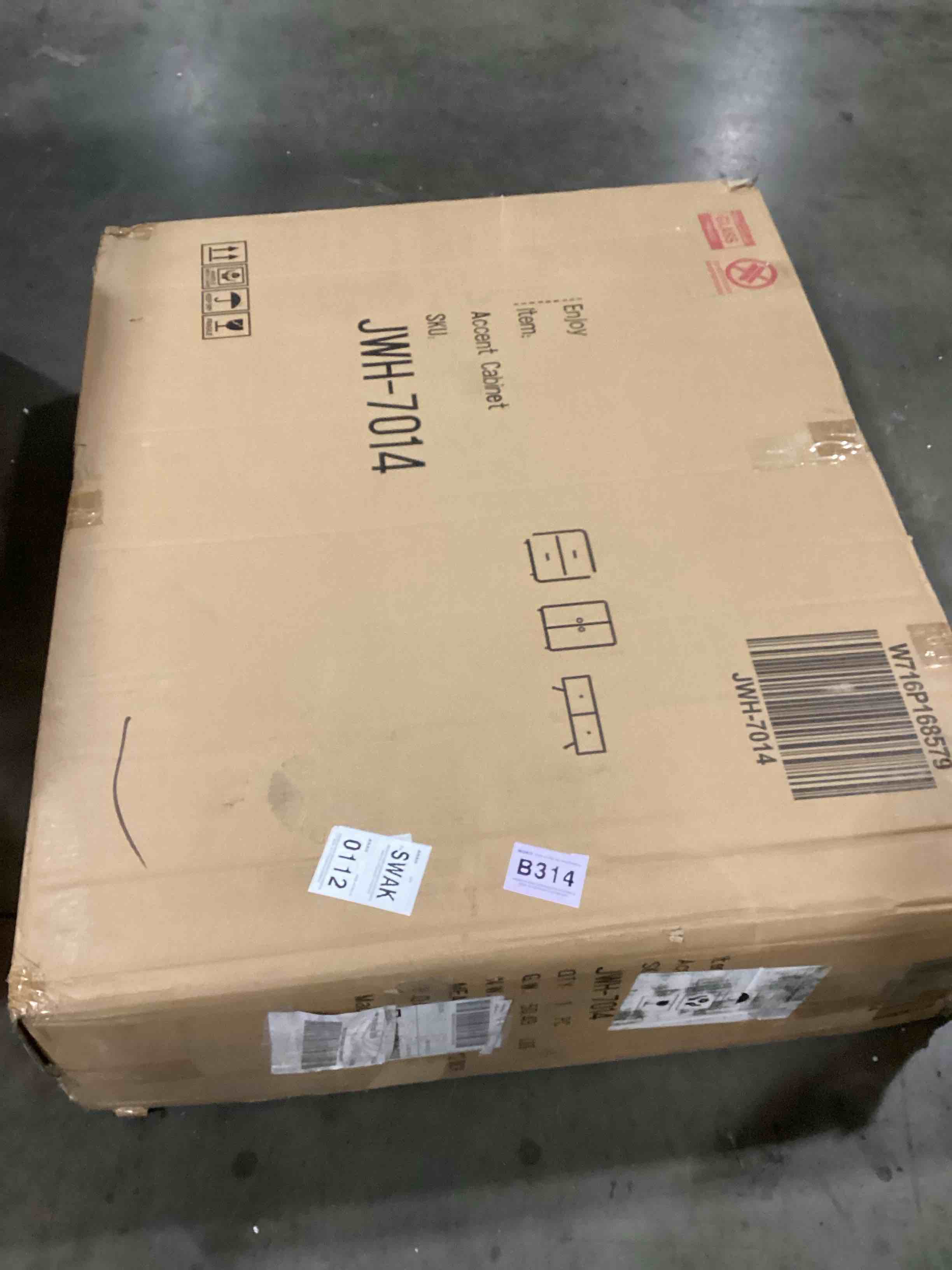 https://s3.amazonaws.com/lotting-images-prod/bidfta/ORG6842137_1735840170970.jpeg