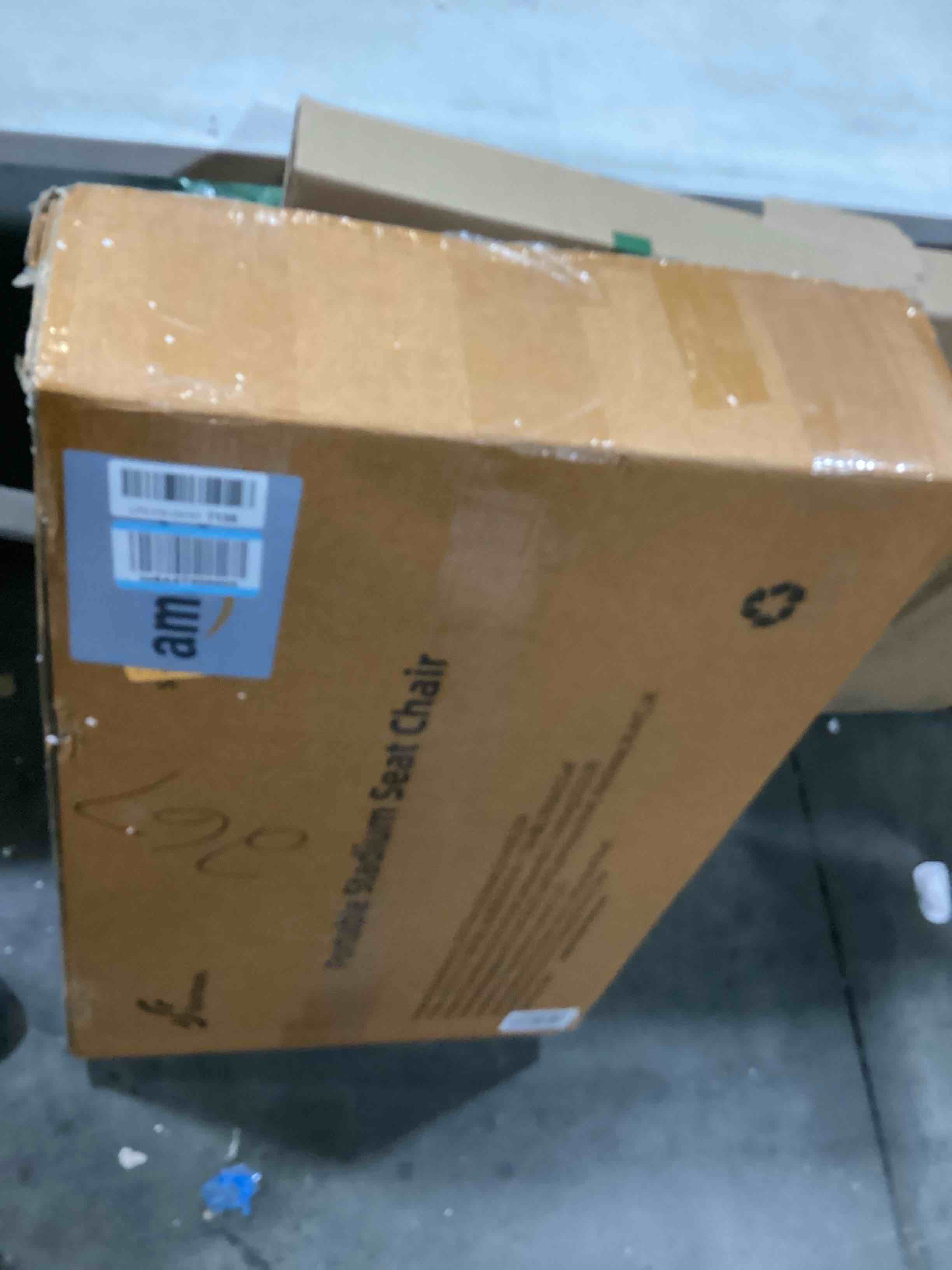 https://s3.amazonaws.com/lotting-images-prod/bidfta/ORG6842899_1737994092512.jpeg