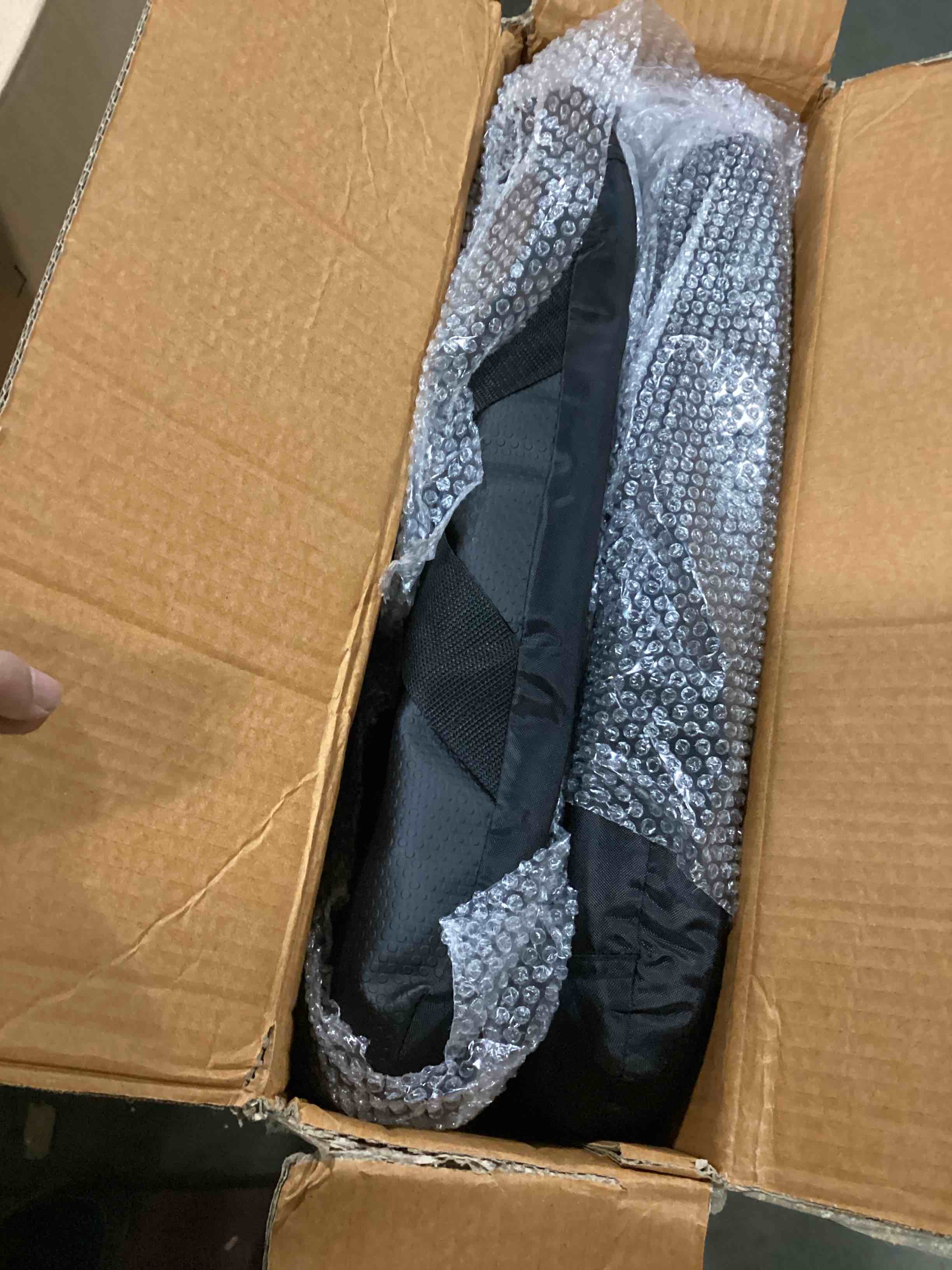 https://s3.amazonaws.com/lotting-images-prod/bidfta/ORG6842899_1737994112900.jpeg