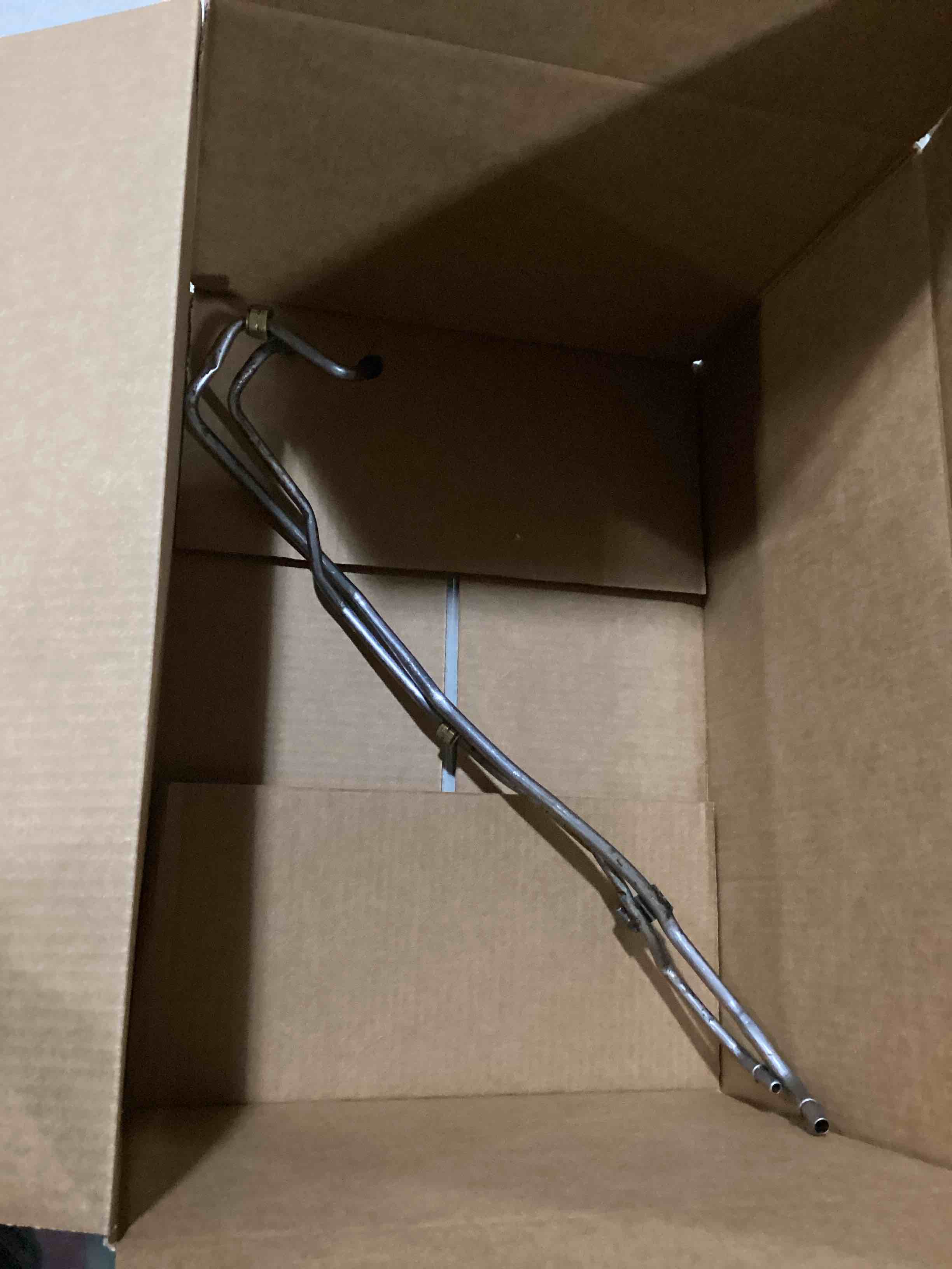 https://s3.amazonaws.com/lotting-images-prod/bidfta/ORG6842959_1738007171362.jpeg