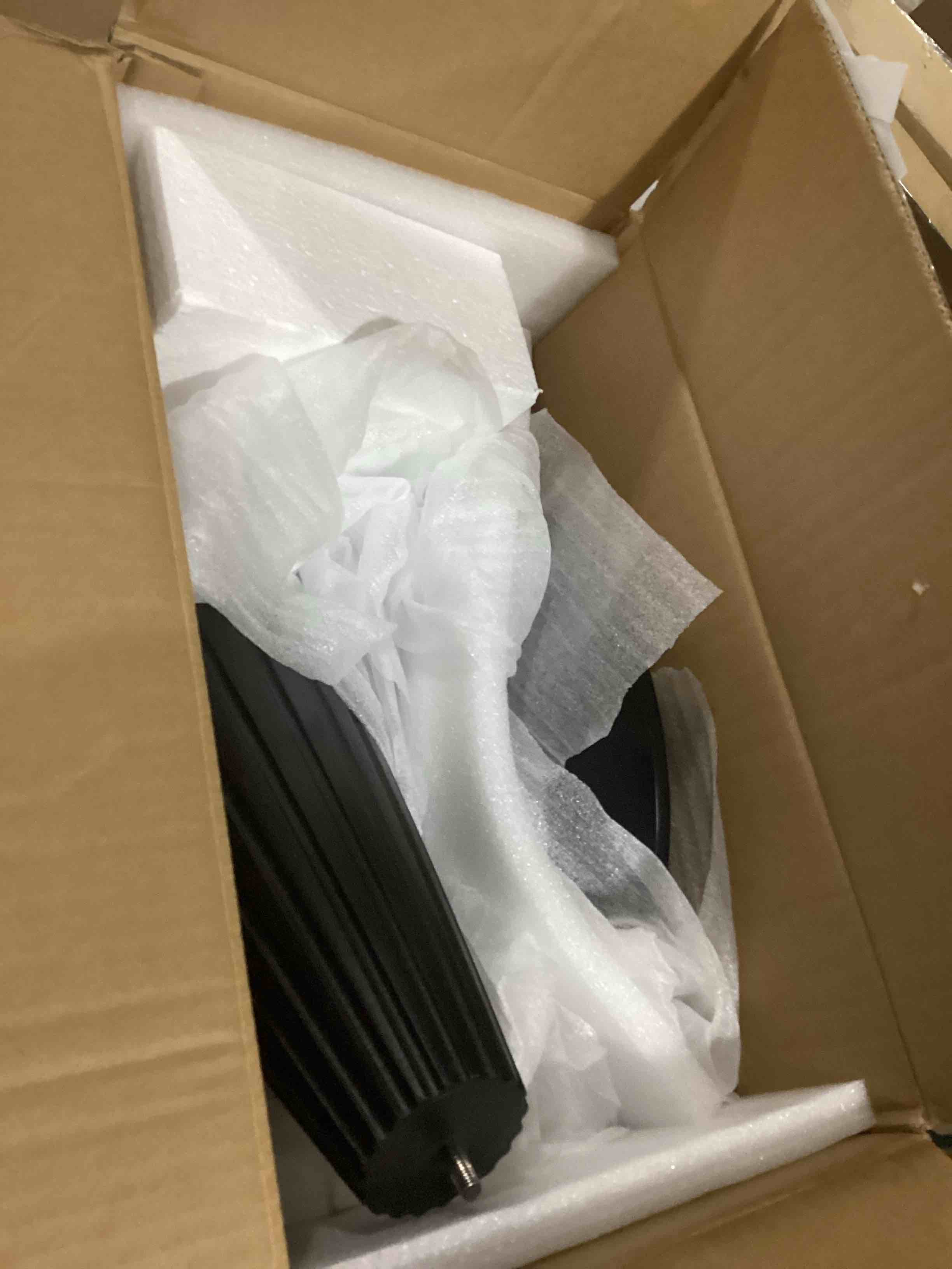 https://s3.amazonaws.com/lotting-images-prod/bidfta/ORG6843038_1738089967092.jpeg