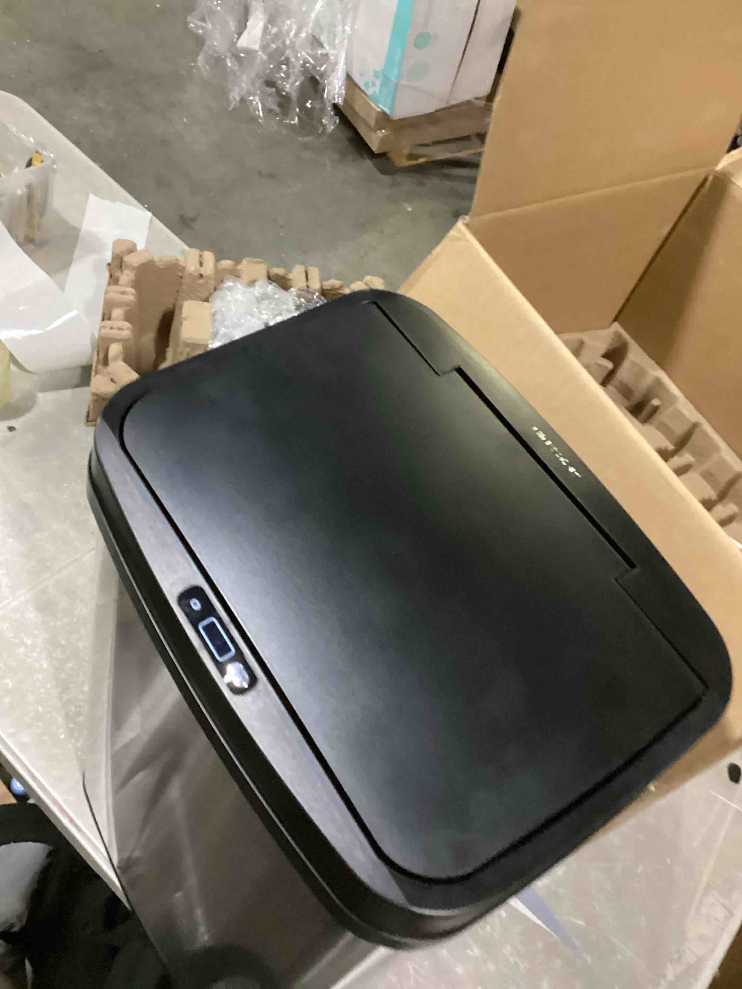 https://s3.amazonaws.com/lotting-images-prod/bidfta/ORG6843528_1736954614146.jpeg