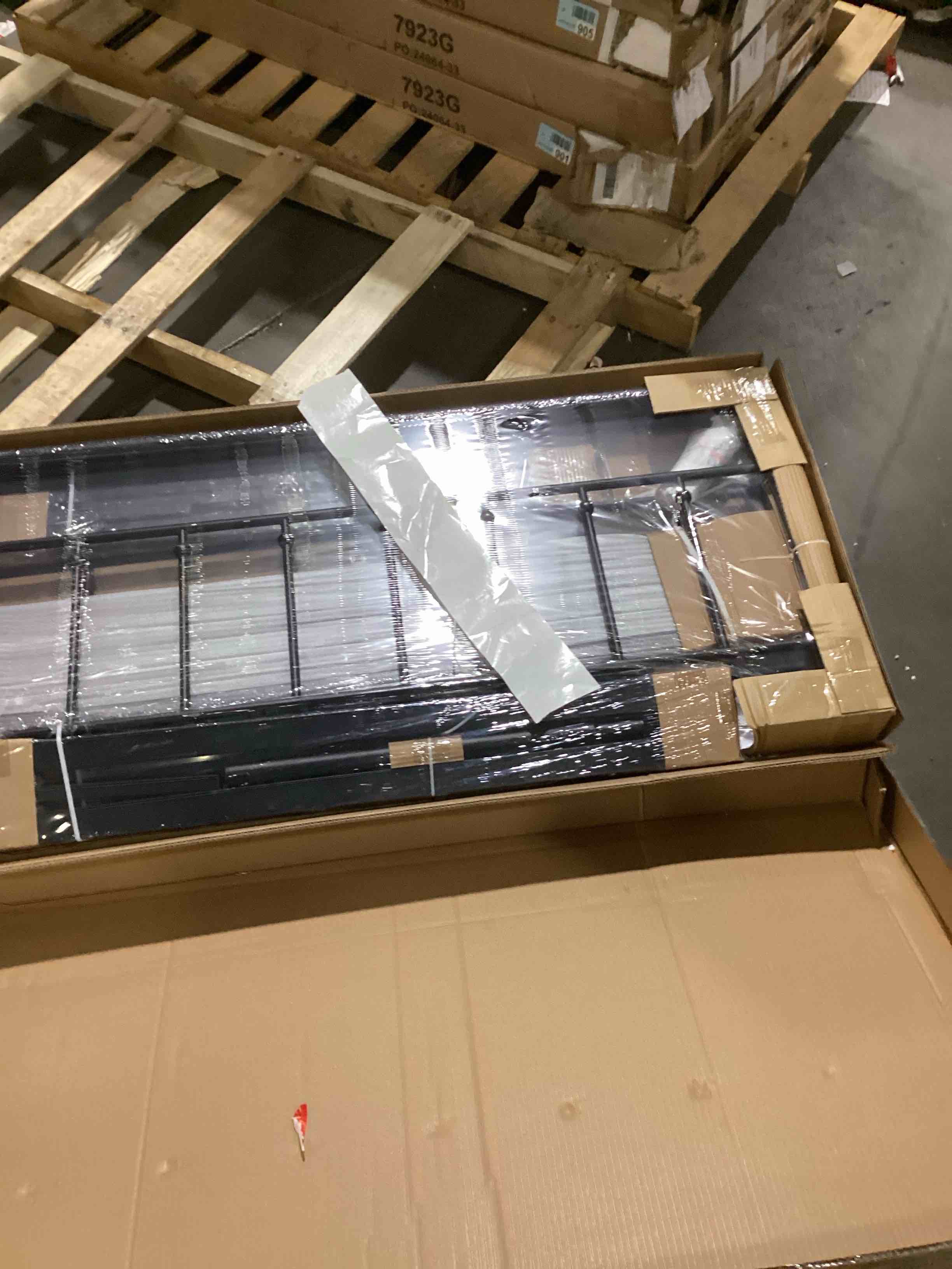 https://s3.amazonaws.com/lotting-images-prod/bidfta/ORG6843668_1737040871092.jpeg