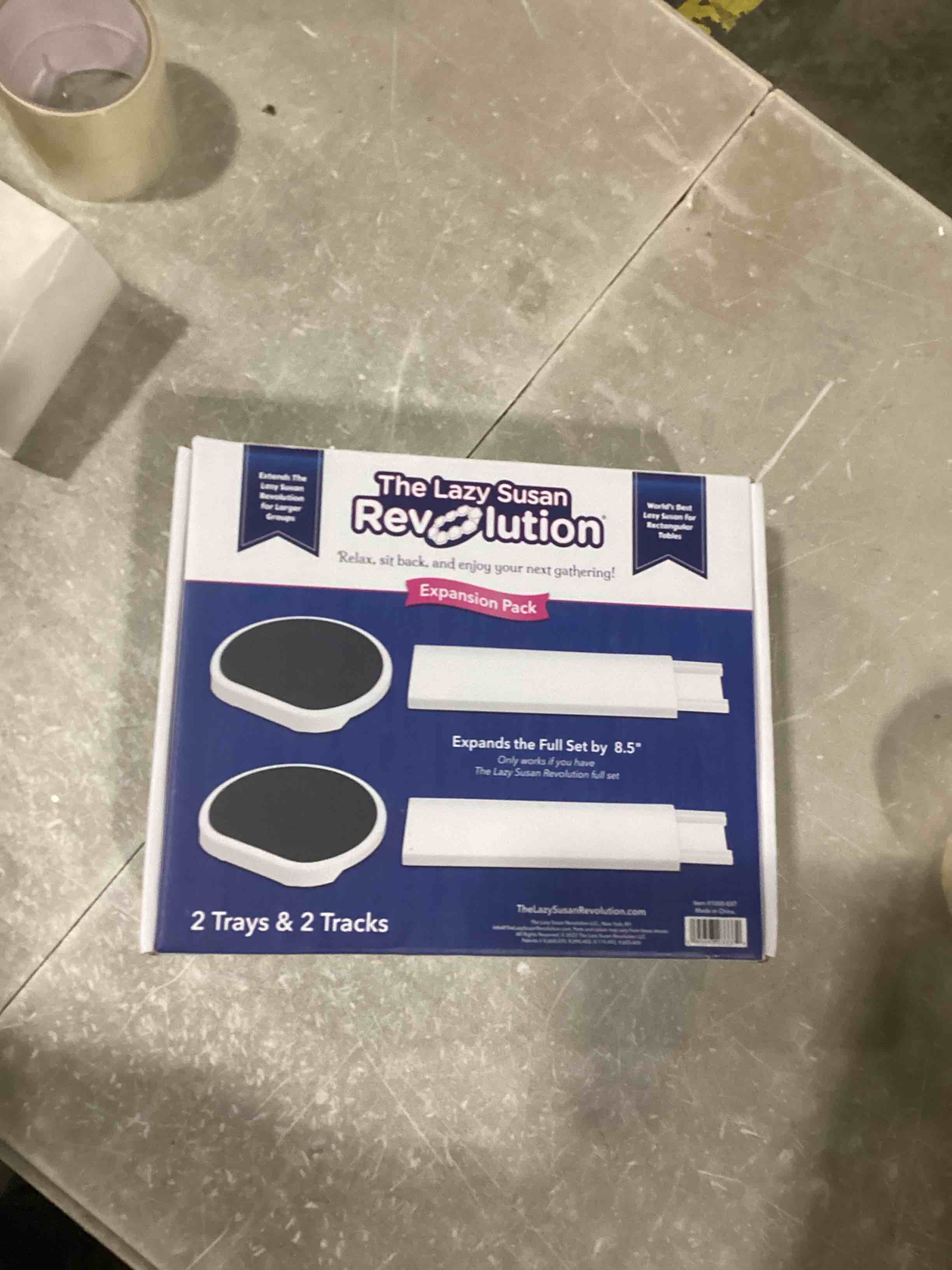 https://s3.amazonaws.com/lotting-images-prod/bidfta/ORG6843902_1737388313425.jpeg