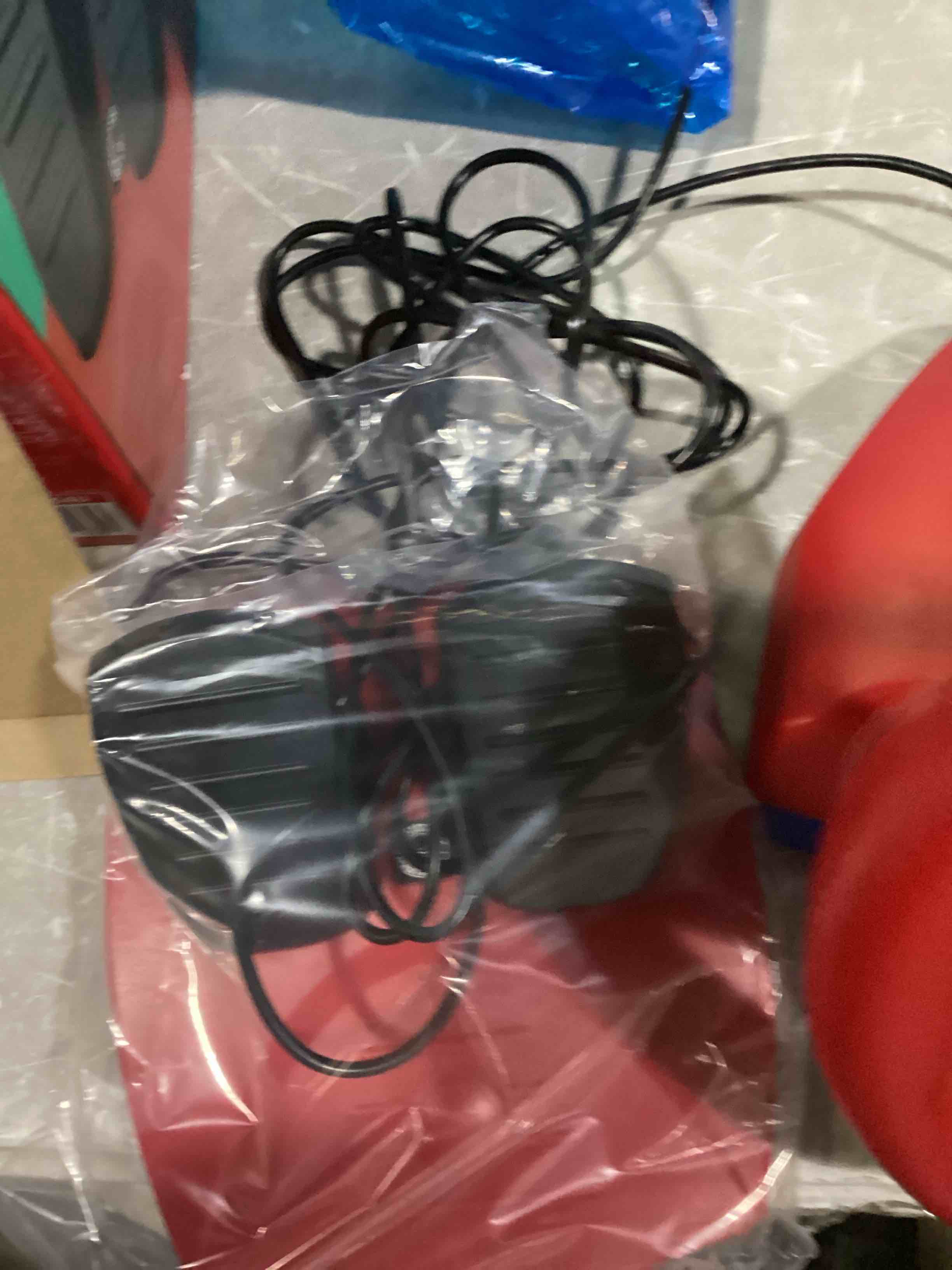 https://s3.amazonaws.com/lotting-images-prod/bidfta/ORG6844028_1737477983647.jpeg
