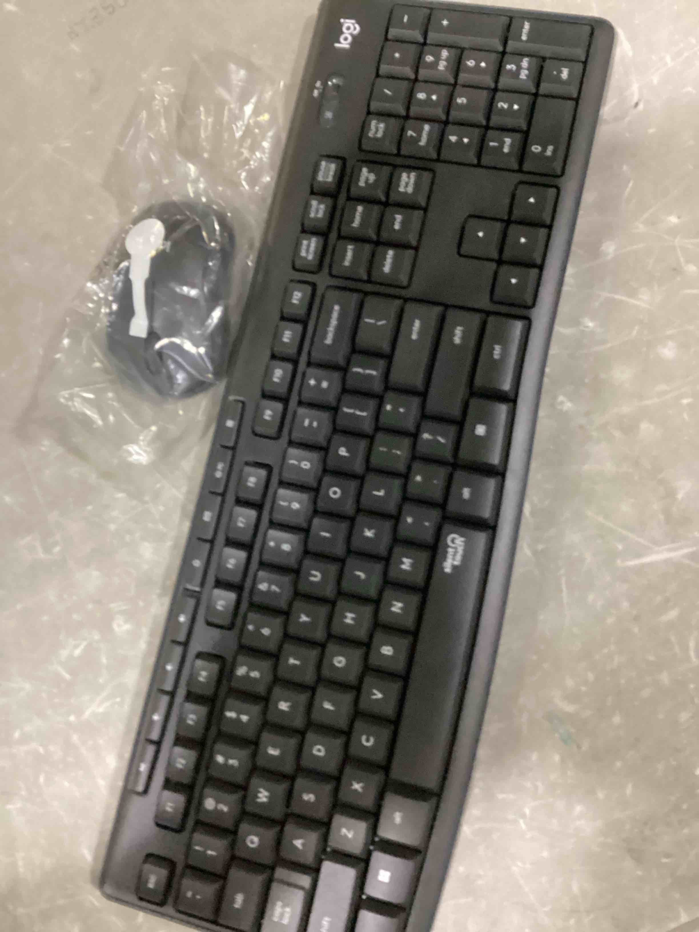 https://s3.amazonaws.com/lotting-images-prod/bidfta/ORG6844282_1737646574088.jpeg