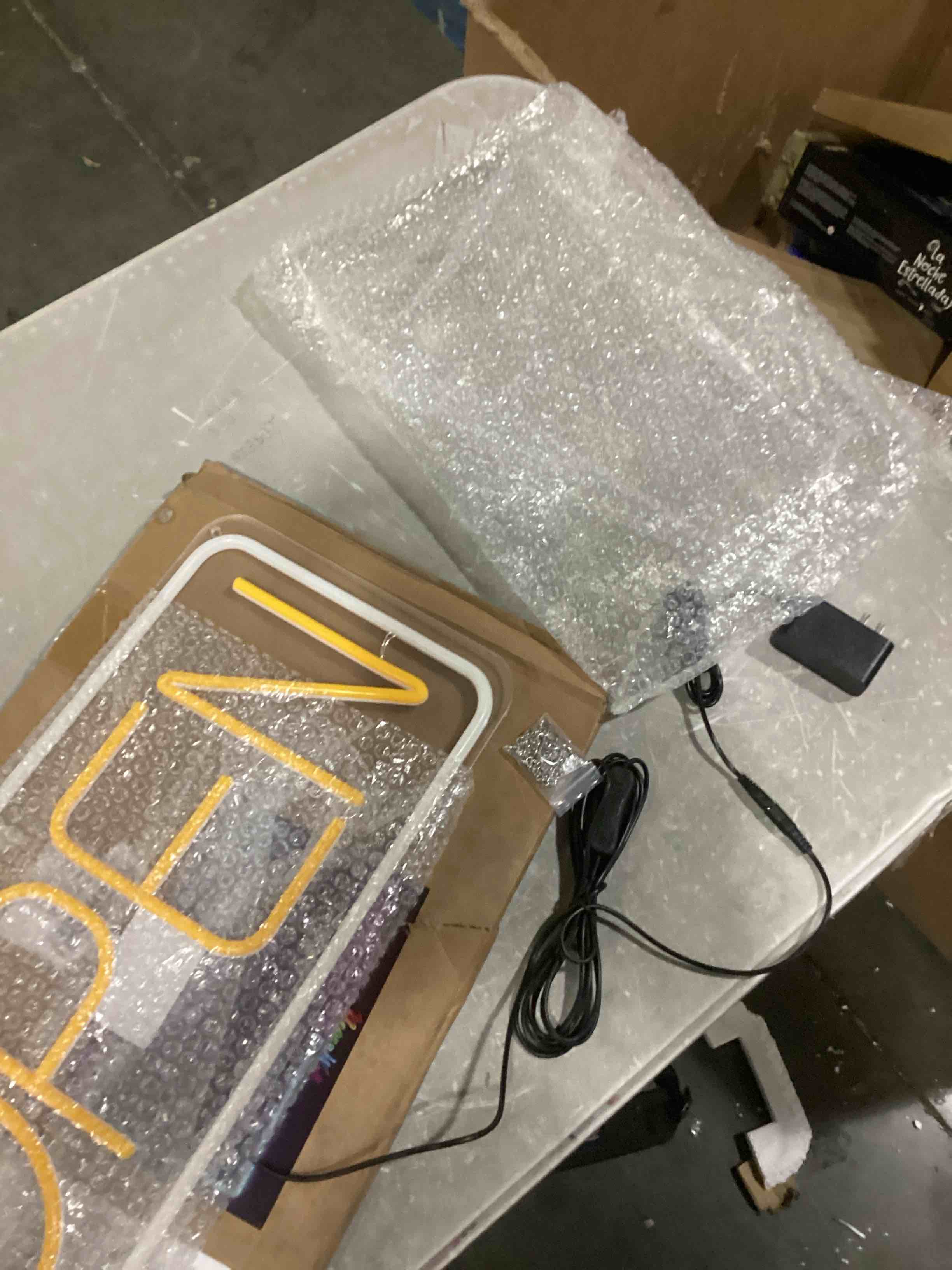 https://s3.amazonaws.com/lotting-images-prod/bidfta/ORG6844517_1737989386297.jpeg