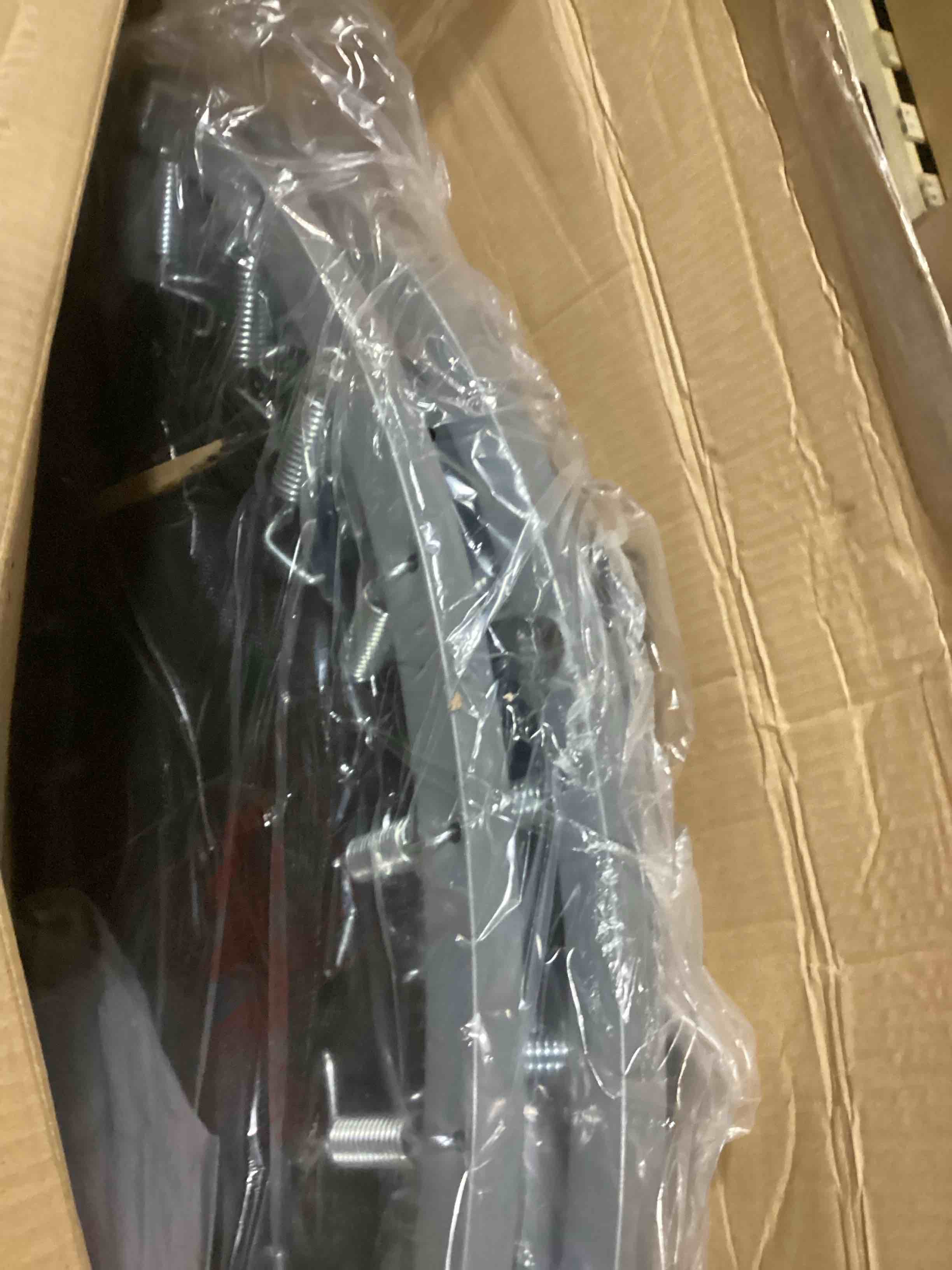 https://s3.amazonaws.com/lotting-images-prod/bidfta/ORG6844534_1737993812726.jpeg