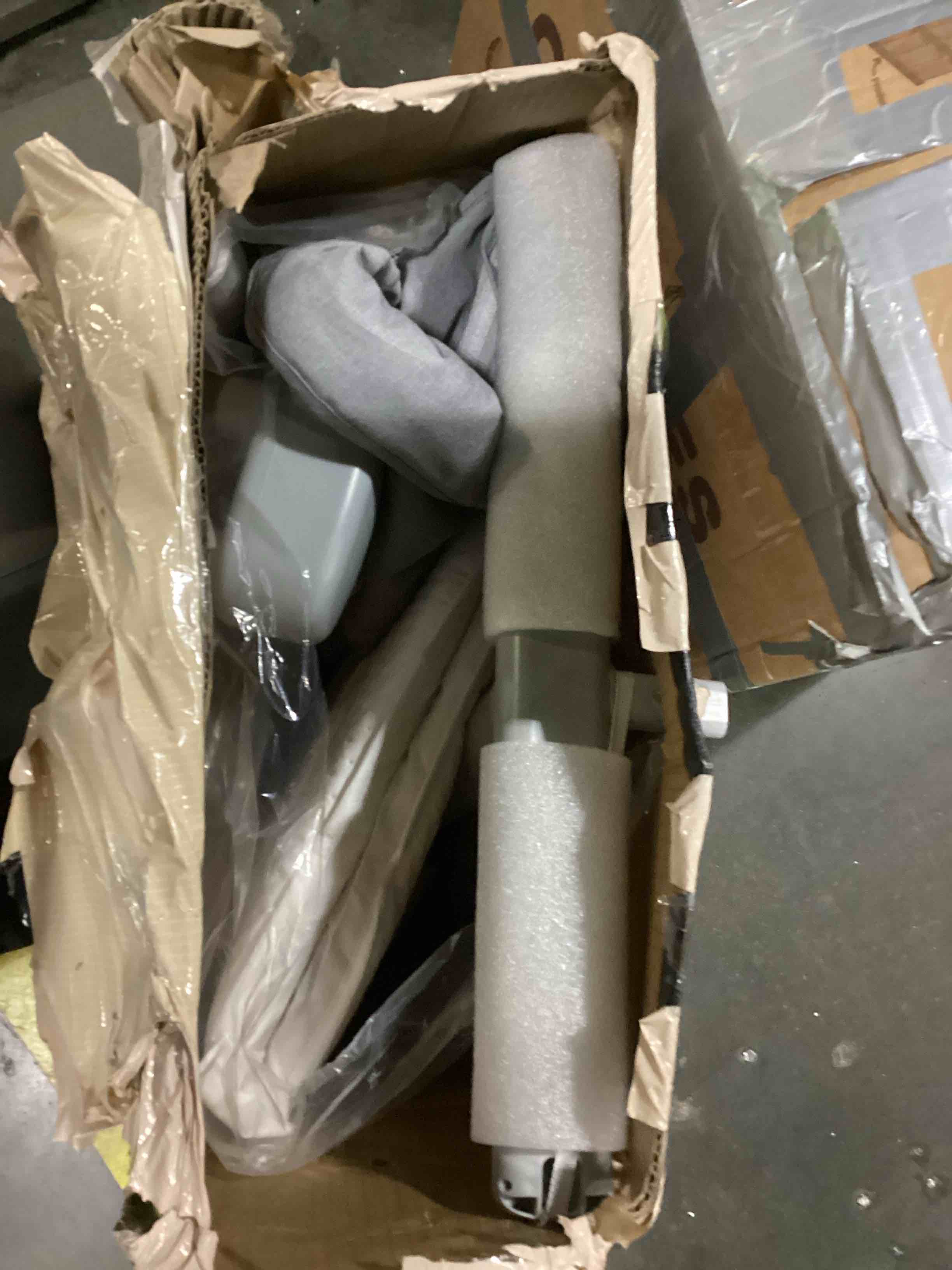 https://s3.amazonaws.com/lotting-images-prod/bidfta/ORG6844537_1737994210604.jpeg