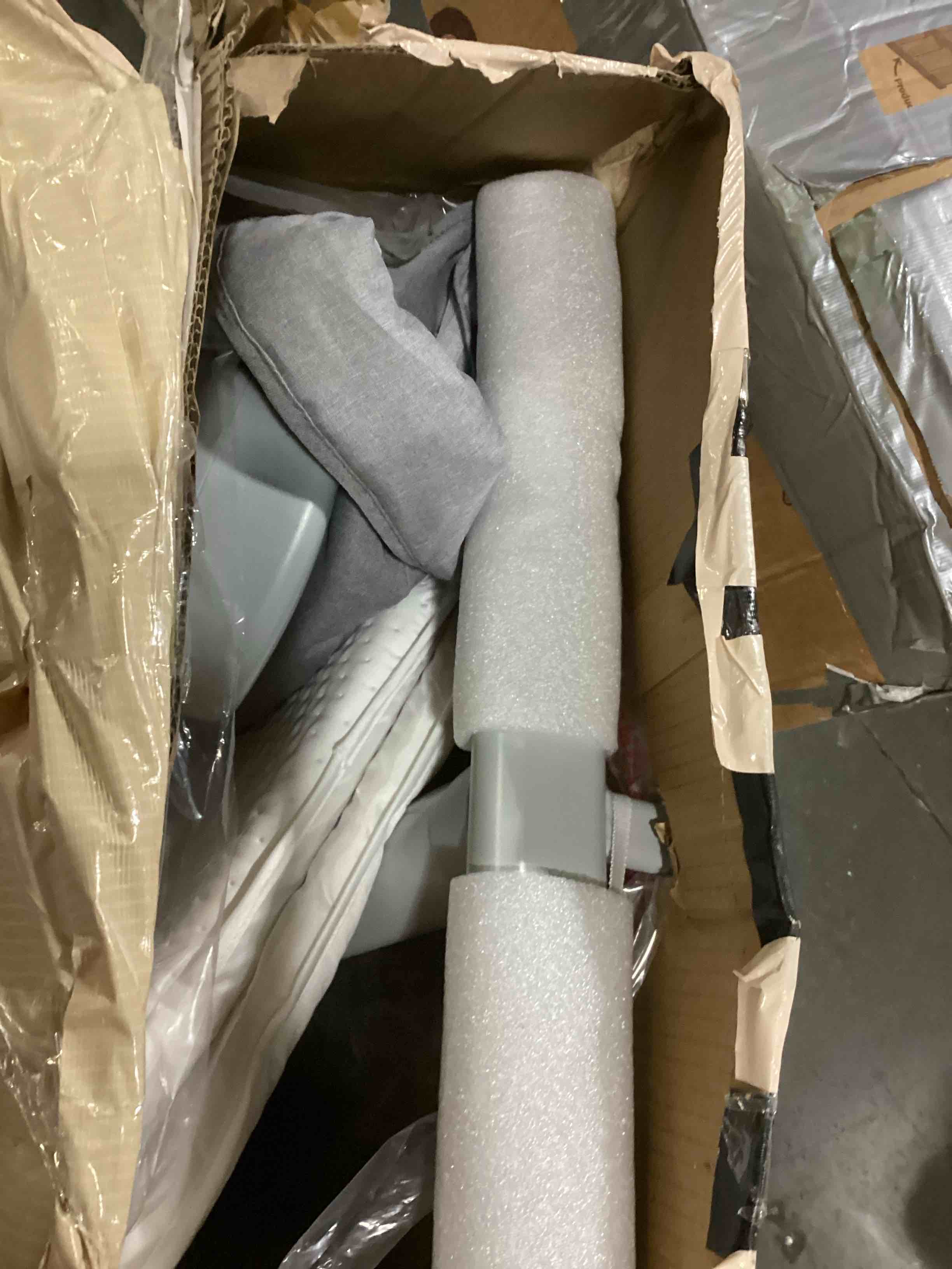 https://s3.amazonaws.com/lotting-images-prod/bidfta/ORG6844537_1737994215581.jpeg