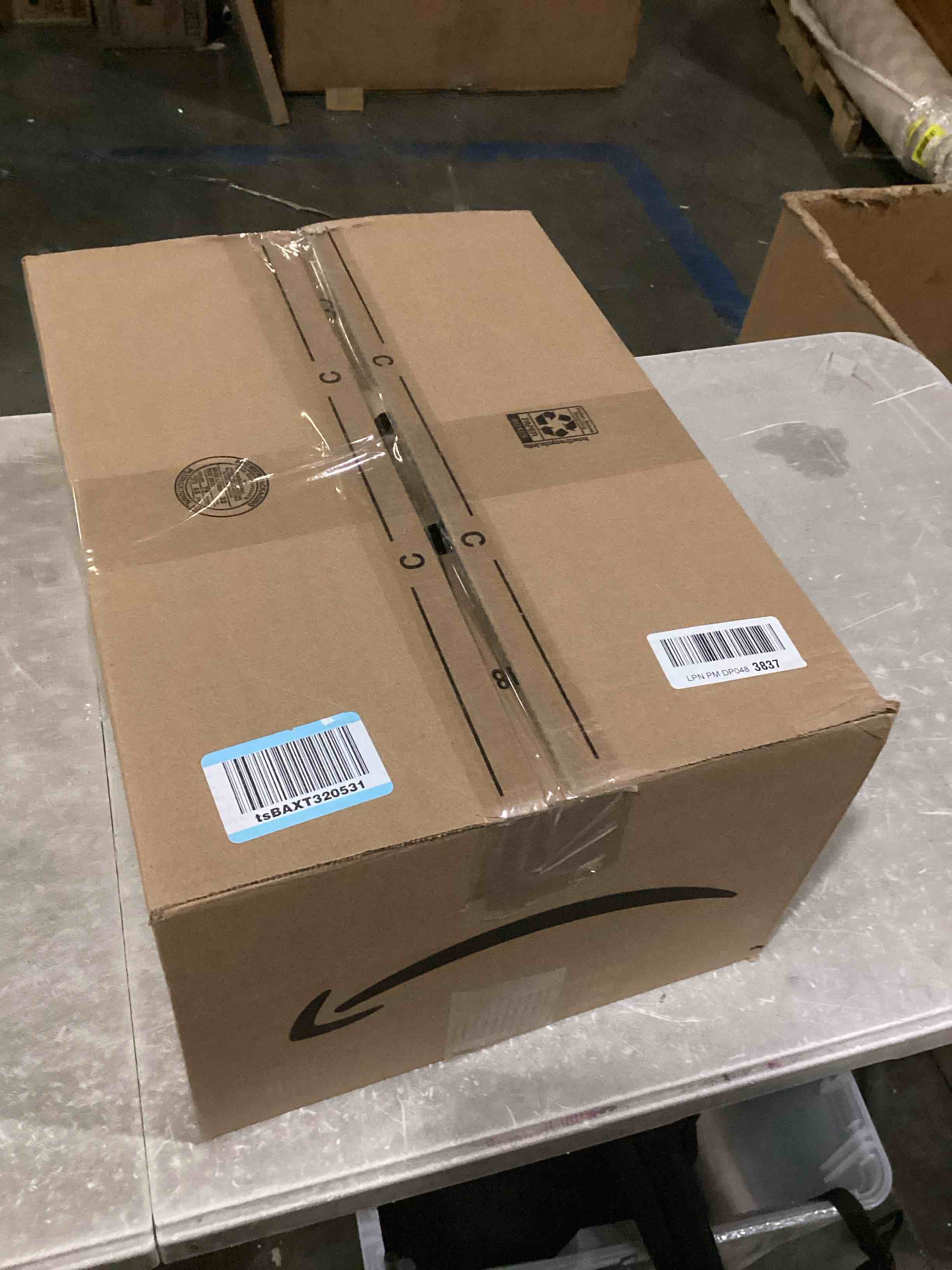 https://s3.amazonaws.com/lotting-images-prod/bidfta/ORG6844749_1738253930064.jpeg