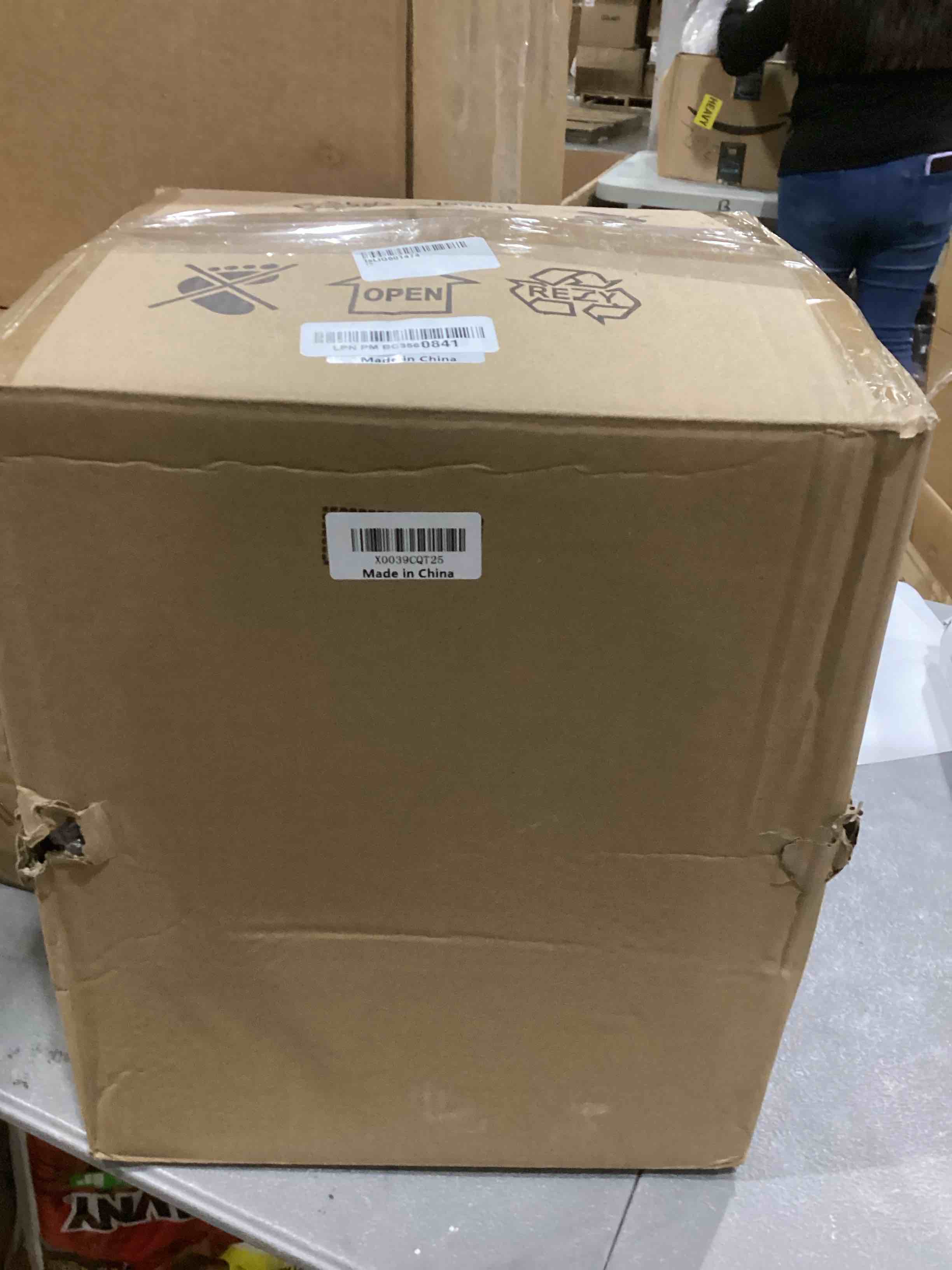 https://s3.amazonaws.com/lotting-images-prod/bidfta/ORG6845357_1734457532891.jpeg