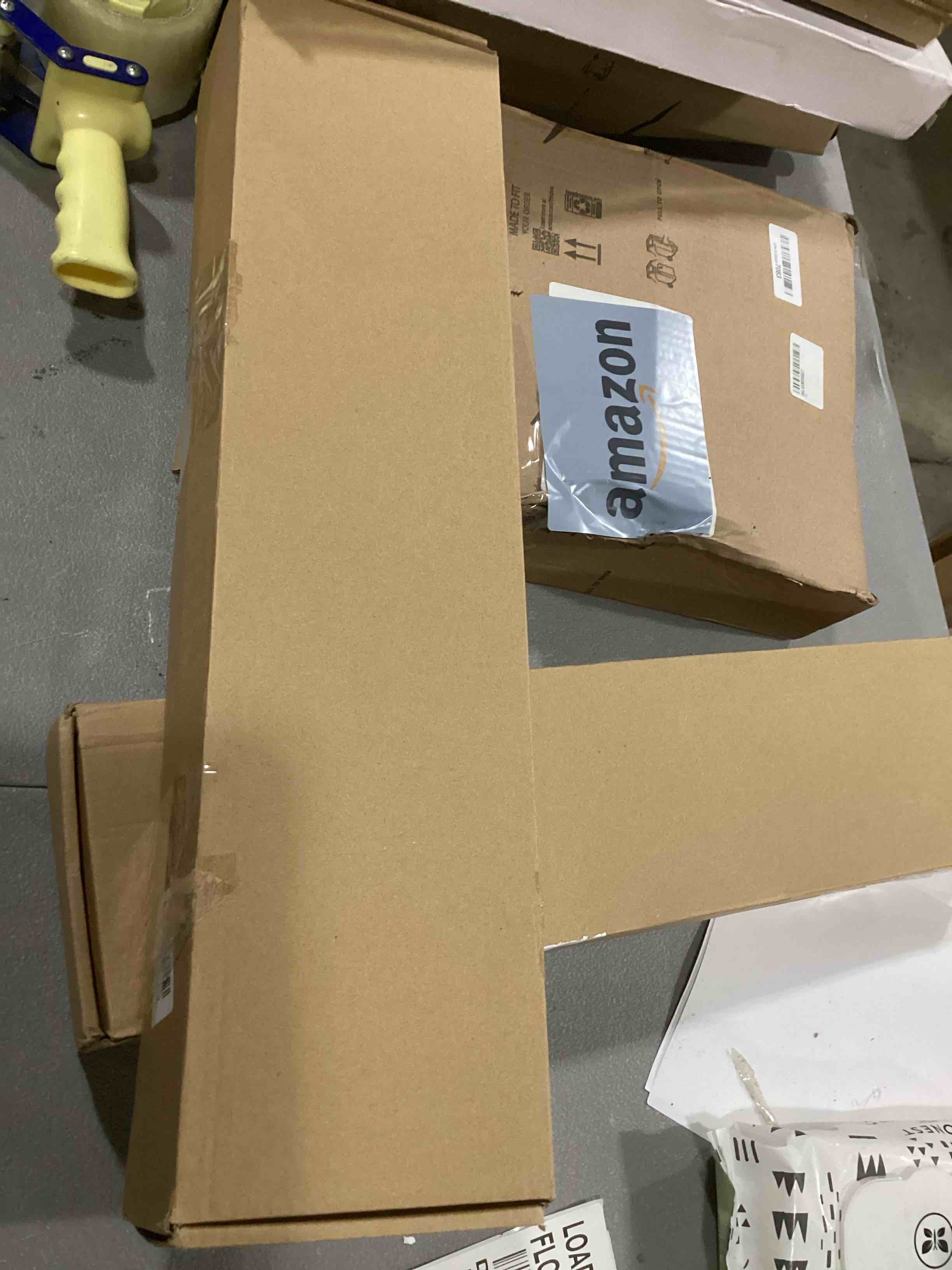 https://s3.amazonaws.com/lotting-images-prod/bidfta/ORG6845449_1734532607562.jpeg