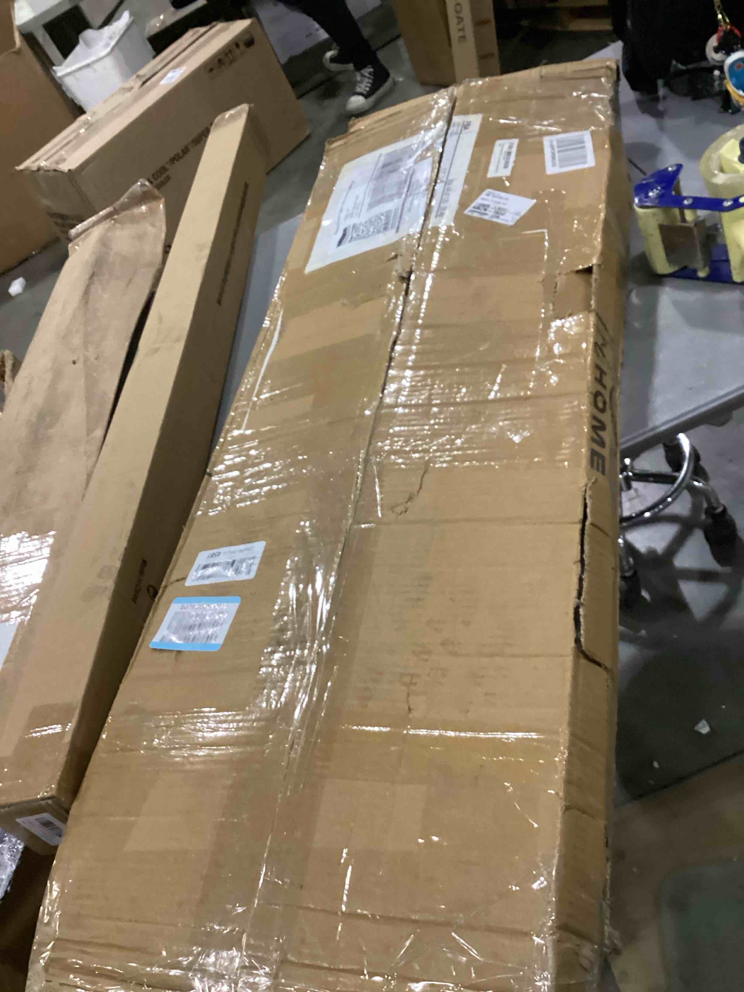 https://s3.amazonaws.com/lotting-images-prod/bidfta/ORG6846090_1735649238801.jpeg