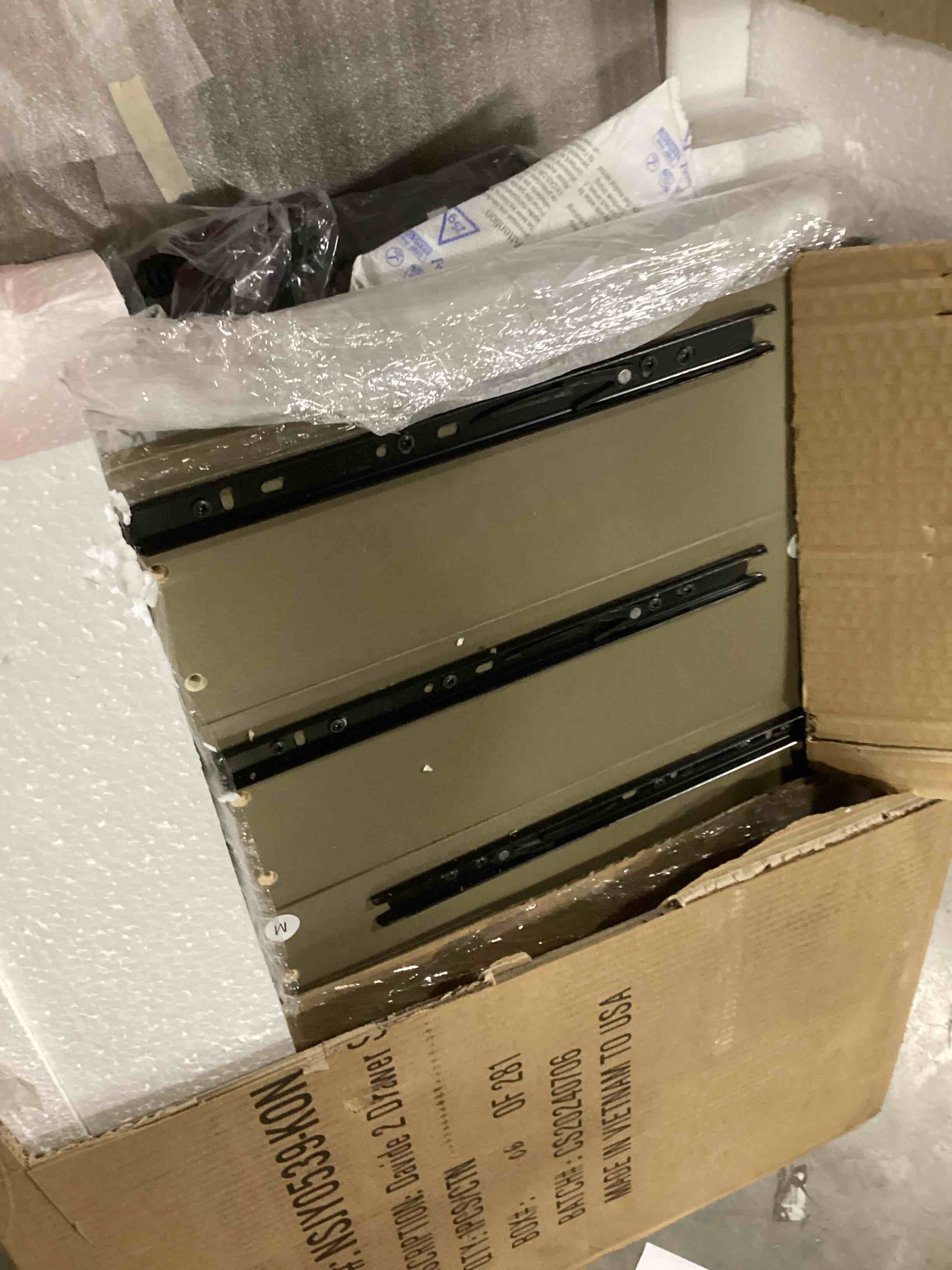 https://s3.amazonaws.com/lotting-images-prod/bidfta/ORG6847193_1734623321356.jpeg