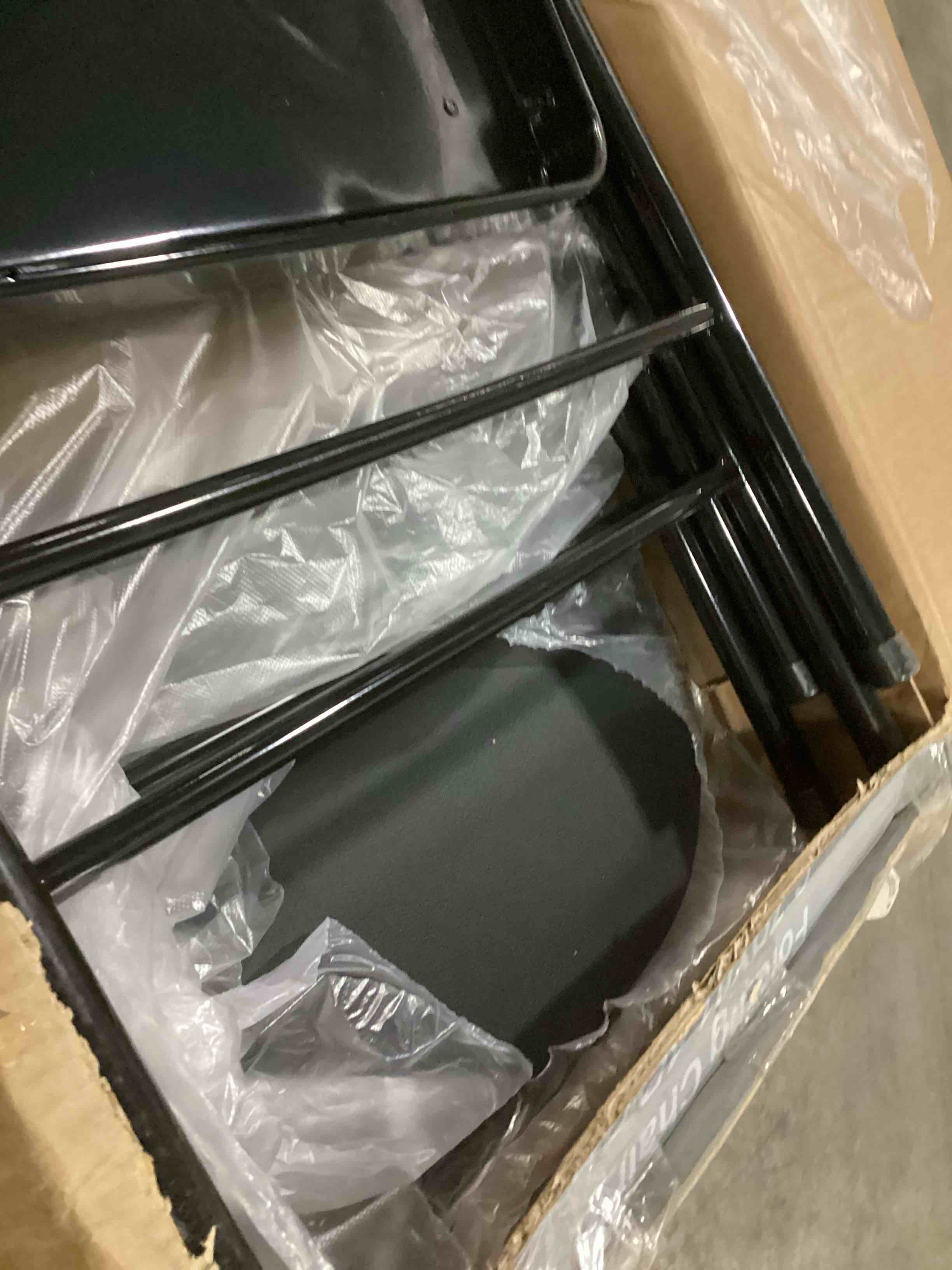 https://s3.amazonaws.com/lotting-images-prod/bidfta/ORG6847301_1734956579919.jpeg