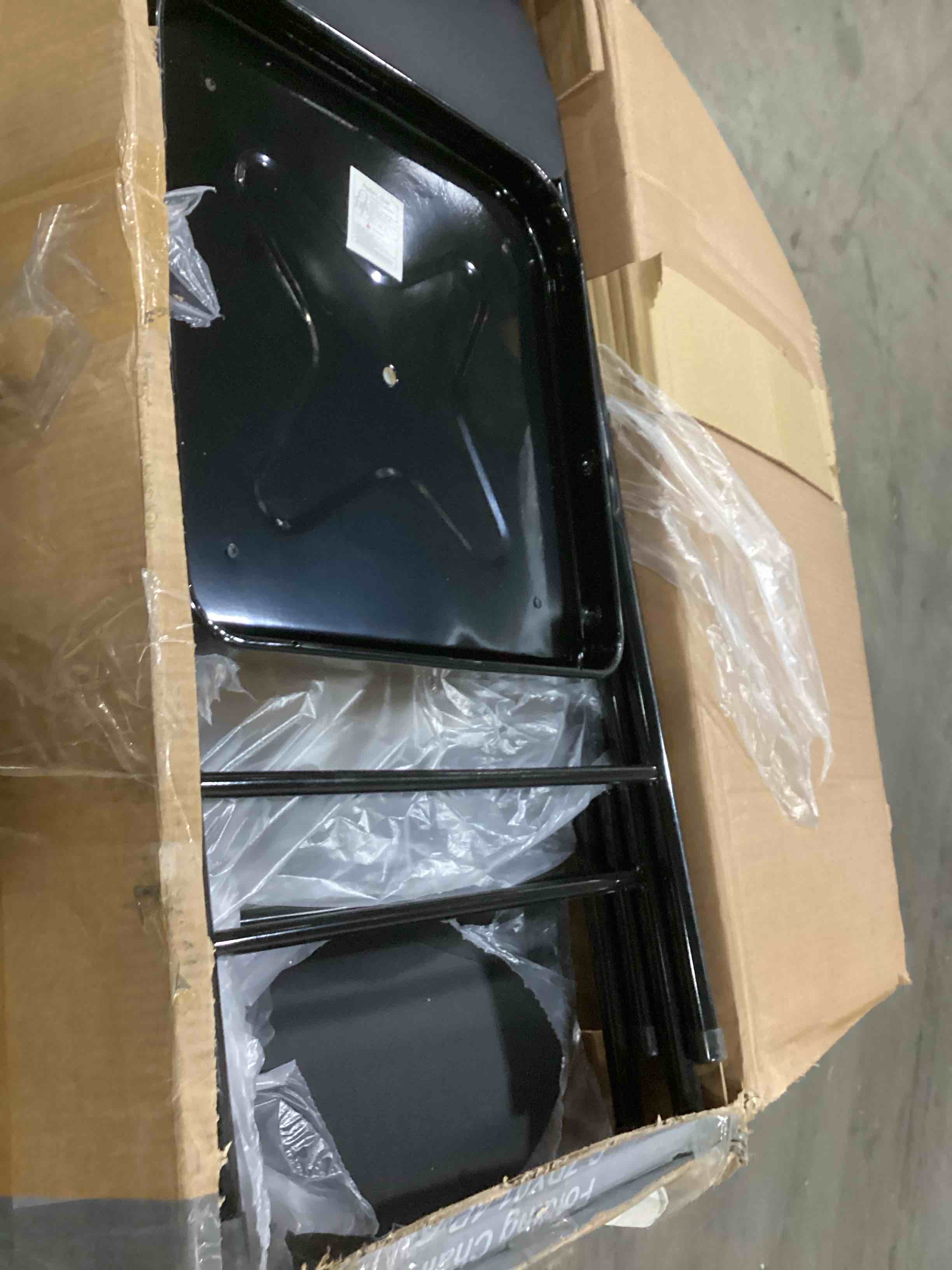 https://s3.amazonaws.com/lotting-images-prod/bidfta/ORG6847301_1734956583582.jpeg