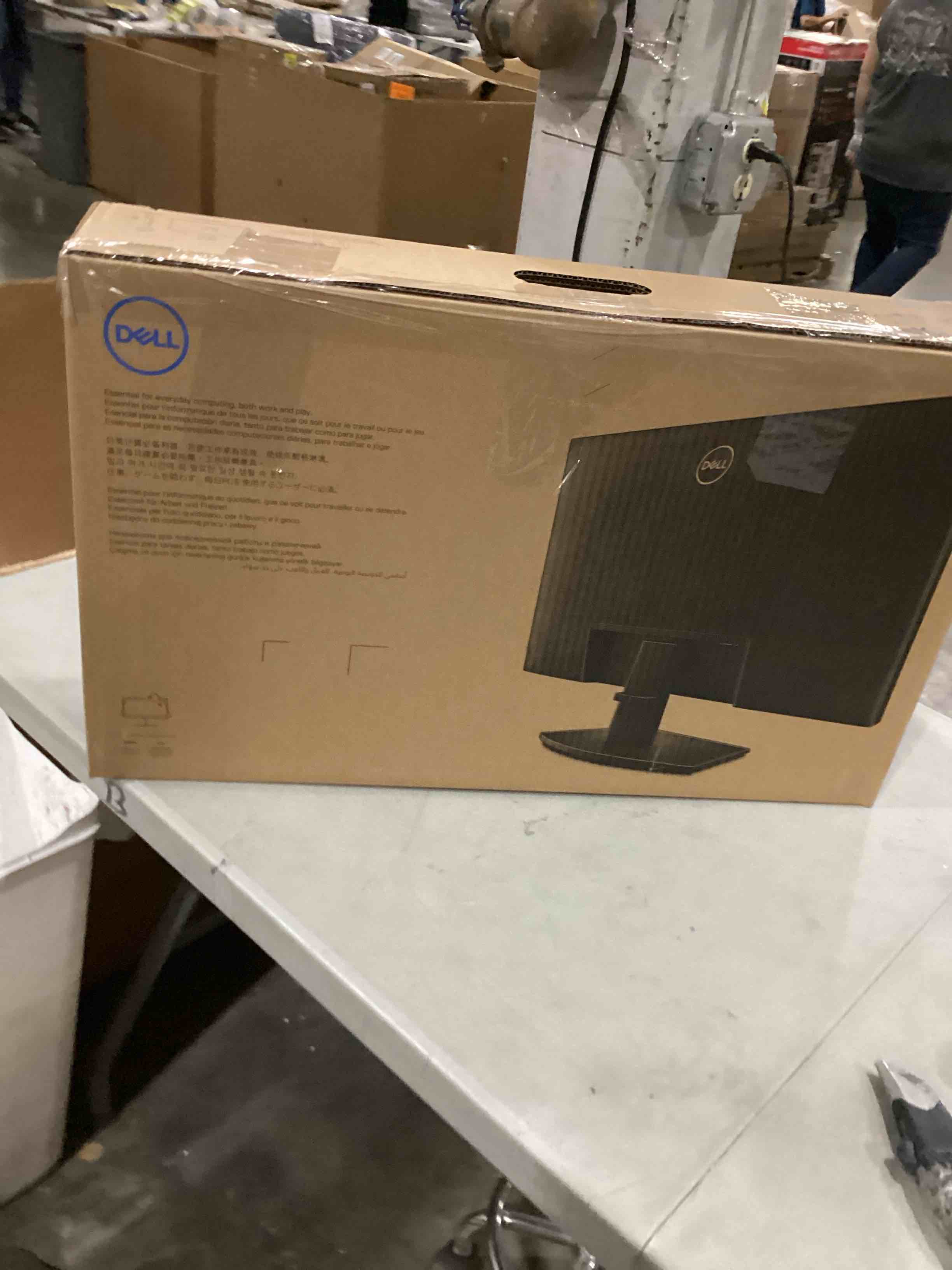 https://s3.amazonaws.com/lotting-images-prod/bidfta/ORG6847552_1735576334743.jpeg