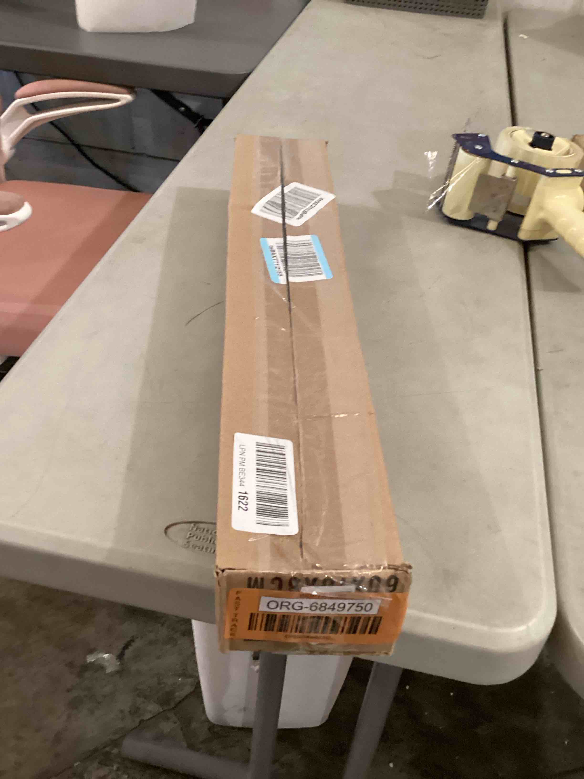 https://s3.amazonaws.com/lotting-images-prod/bidfta/ORG6849750_1730228349384.jpeg