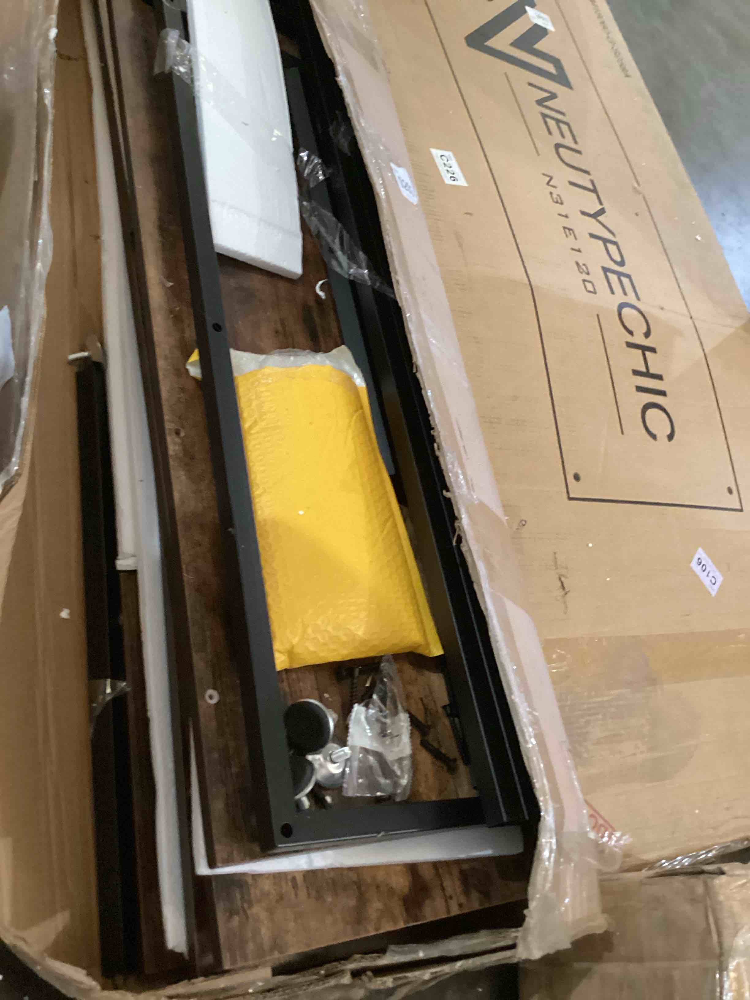 70.86" Console Tabla