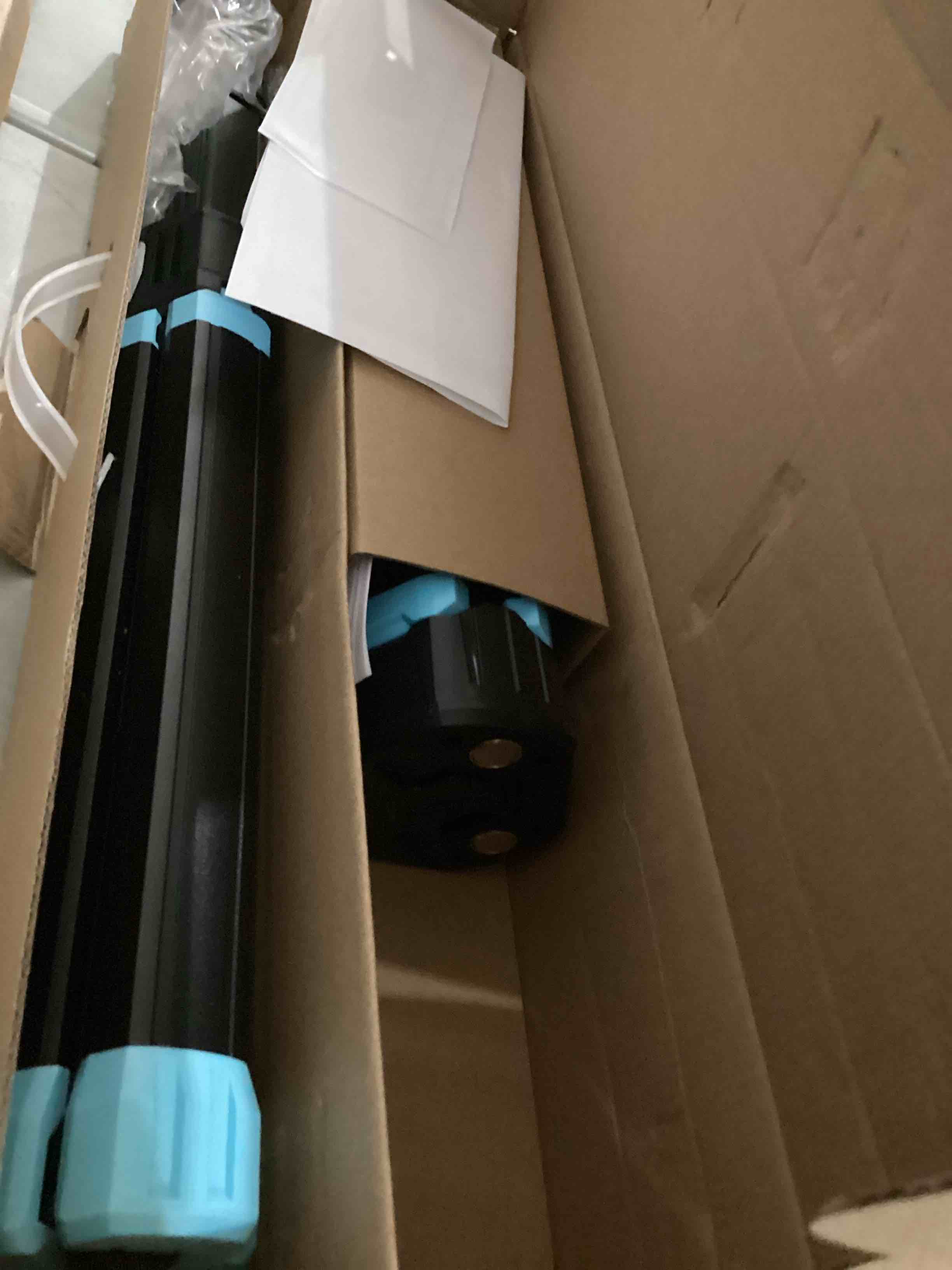 https://s3.amazonaws.com/lotting-images-prod/bidfta/ORG6850082_1730994114634.jpeg