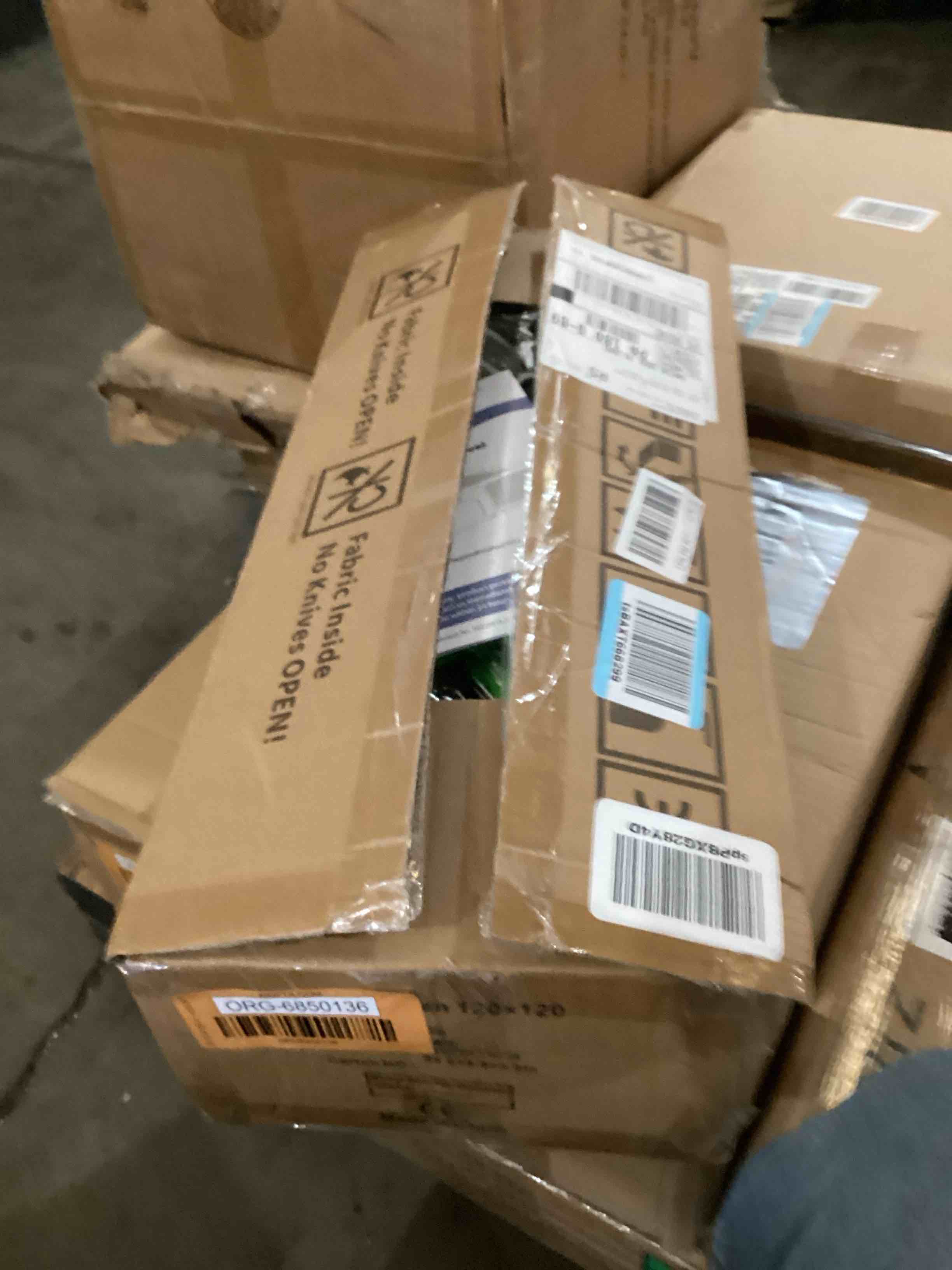 https://s3.amazonaws.com/lotting-images-prod/bidfta/ORG6850136_1731005246271.jpeg