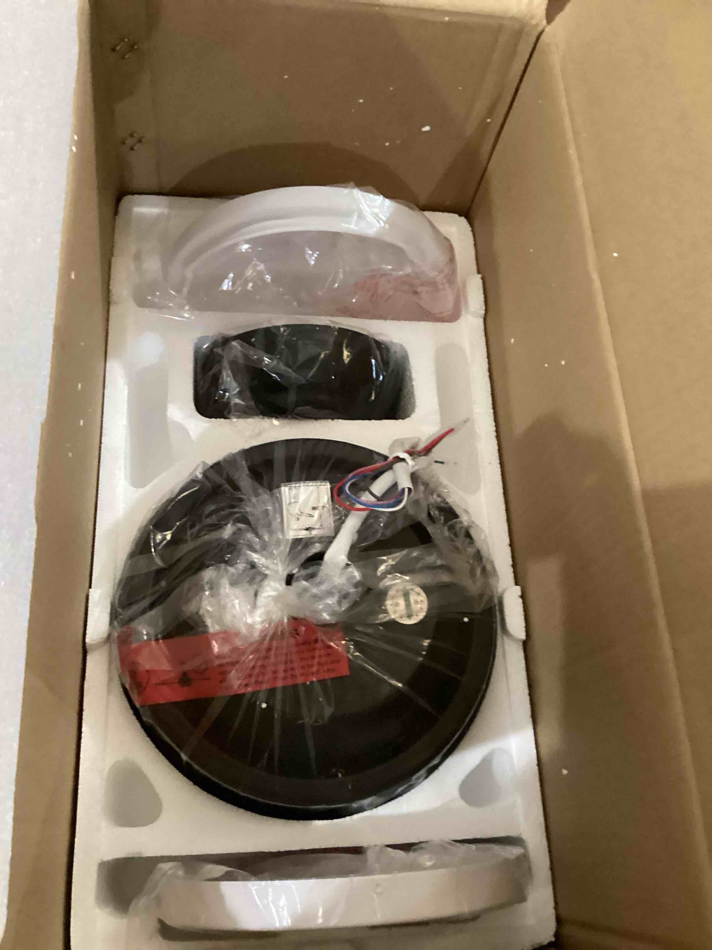 https://s3.amazonaws.com/lotting-images-prod/bidfta/ORG6850137_1731005554428.jpeg
