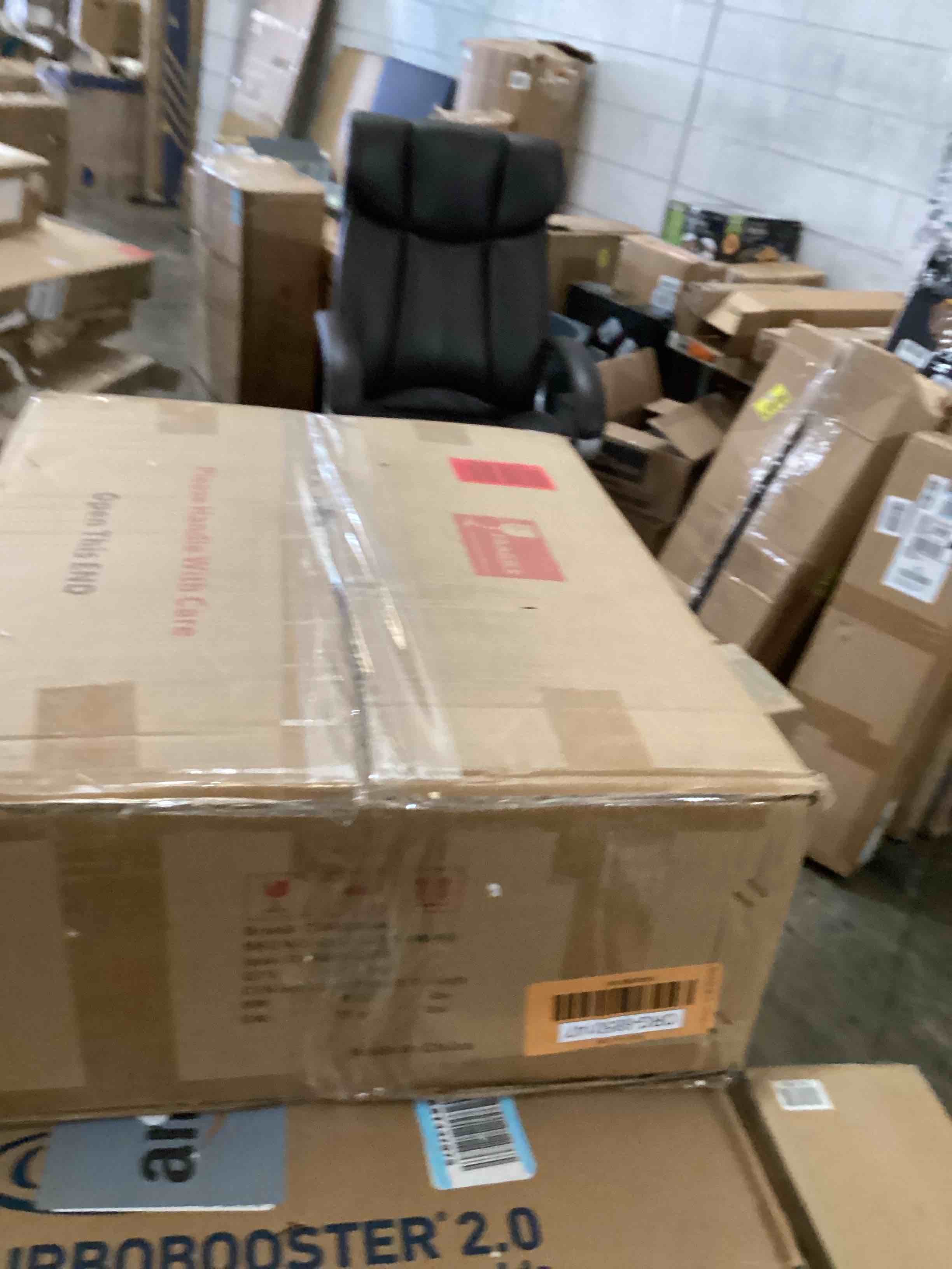 https://s3.amazonaws.com/lotting-images-prod/bidfta/ORG6850147_1731004062950.jpeg