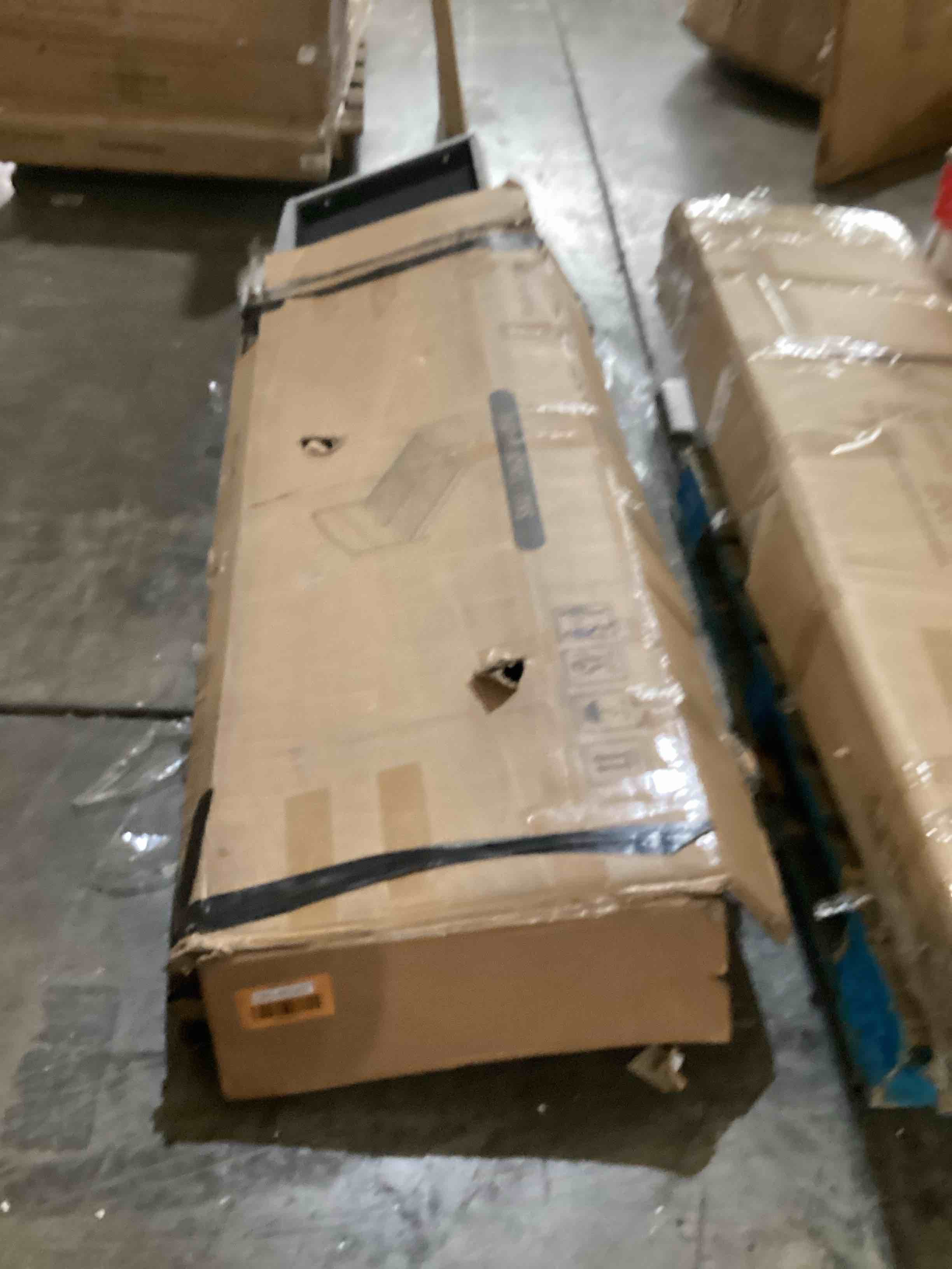 https://s3.amazonaws.com/lotting-images-prod/bidfta/ORG6850407_1731685726667.jpeg