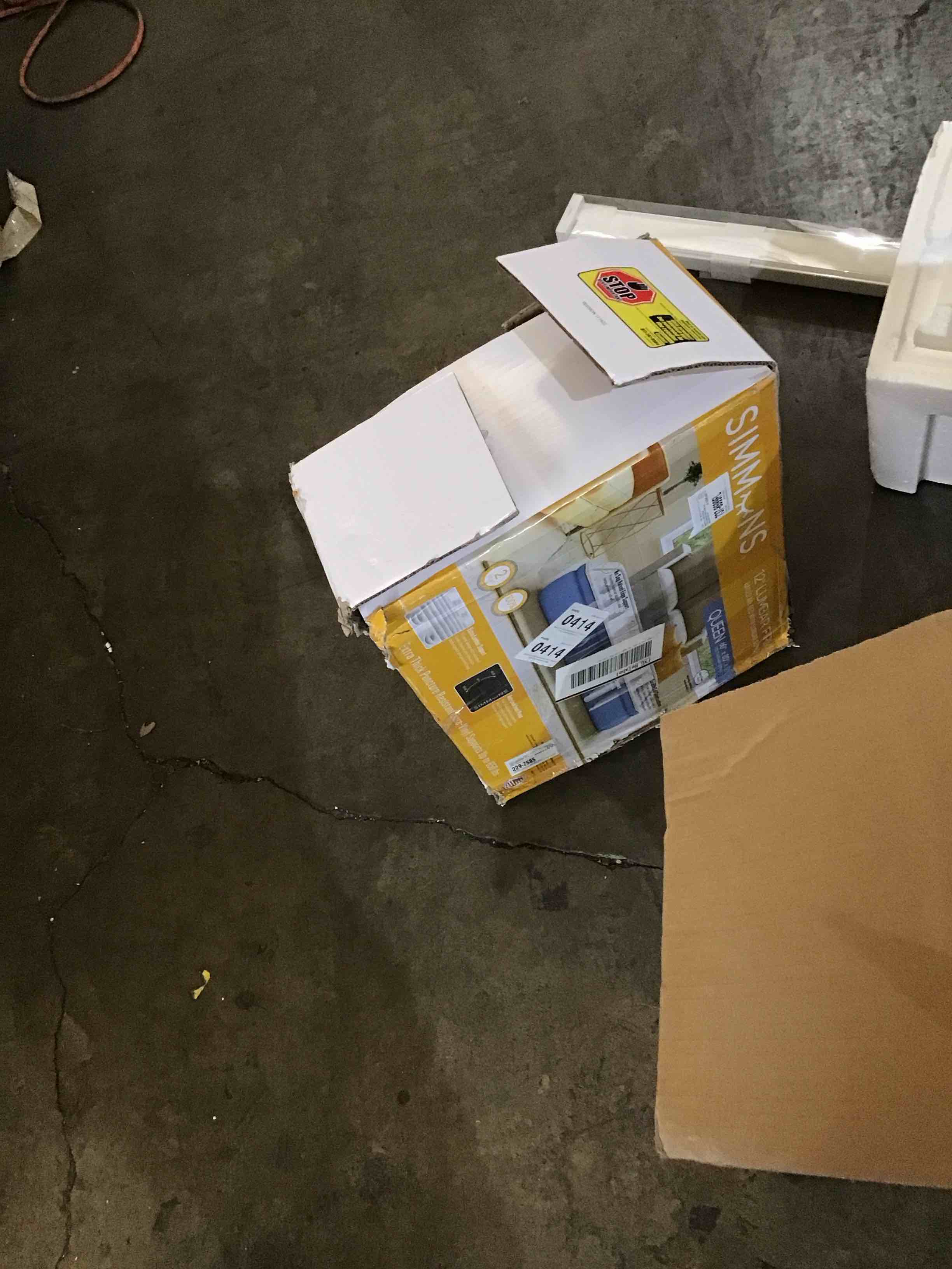 https://s3.amazonaws.com/lotting-images-prod/bidfta/ORG6855656_1726846807303.jpeg