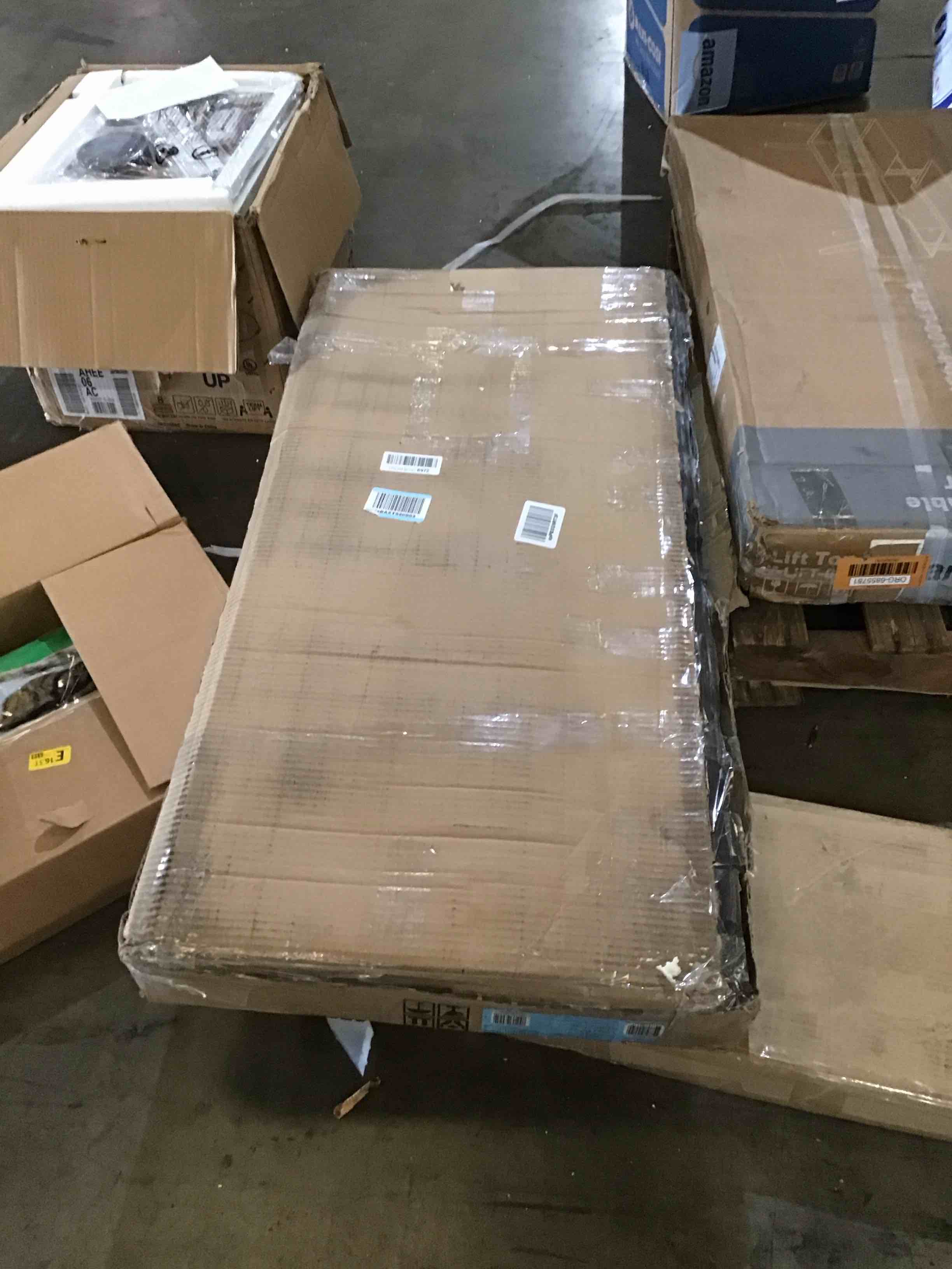 https://s3.amazonaws.com/lotting-images-prod/bidfta/ORG6855792_1727120047060.jpeg